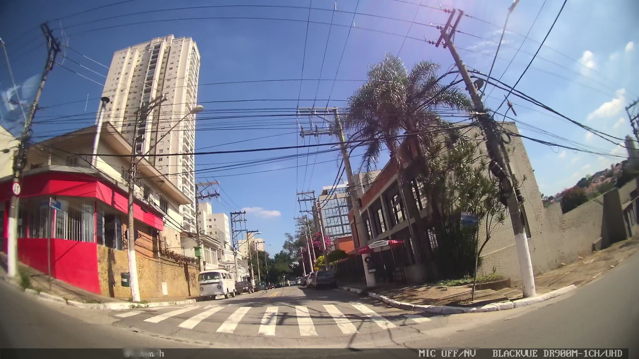 Street view near Pensão Dubarba para Tripulantes, Campo Belo — © kaart_2 (CC BY-SA · Mapillary)