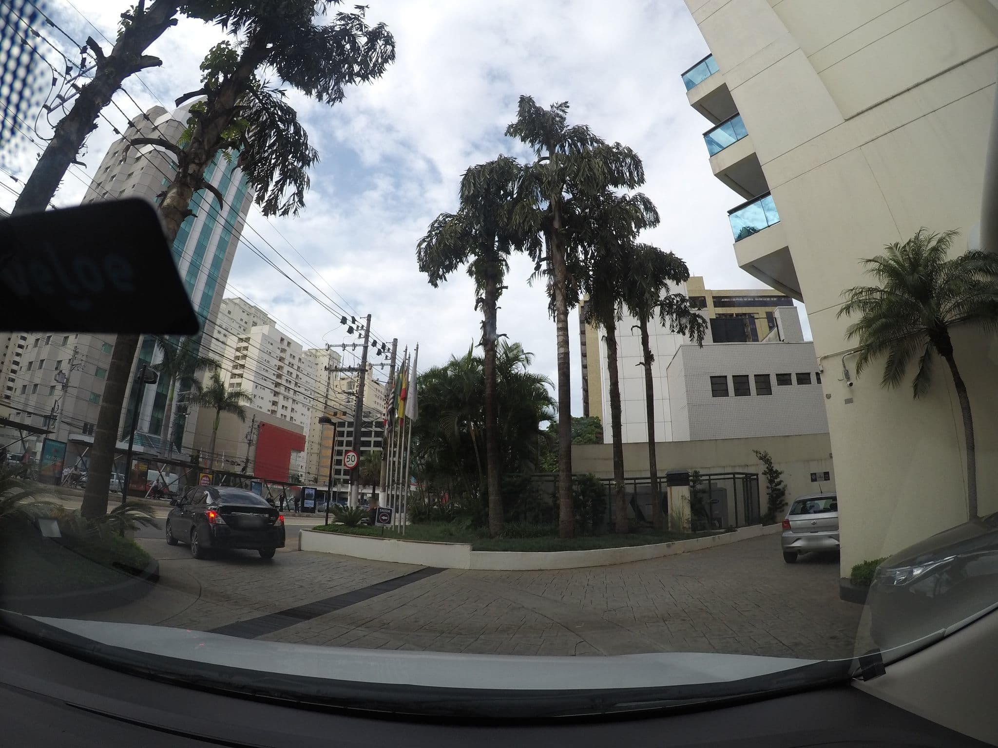 Street view near Sonesta Ibirapuera Hotel, Moema — © marciosampaio (CC BY-SA · Mapillary)