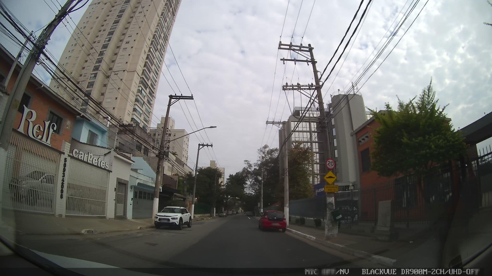 Street view near Hostel Red Phoenix, Campo Belo — © yaf1 (CC BY-SA · Mapillary)