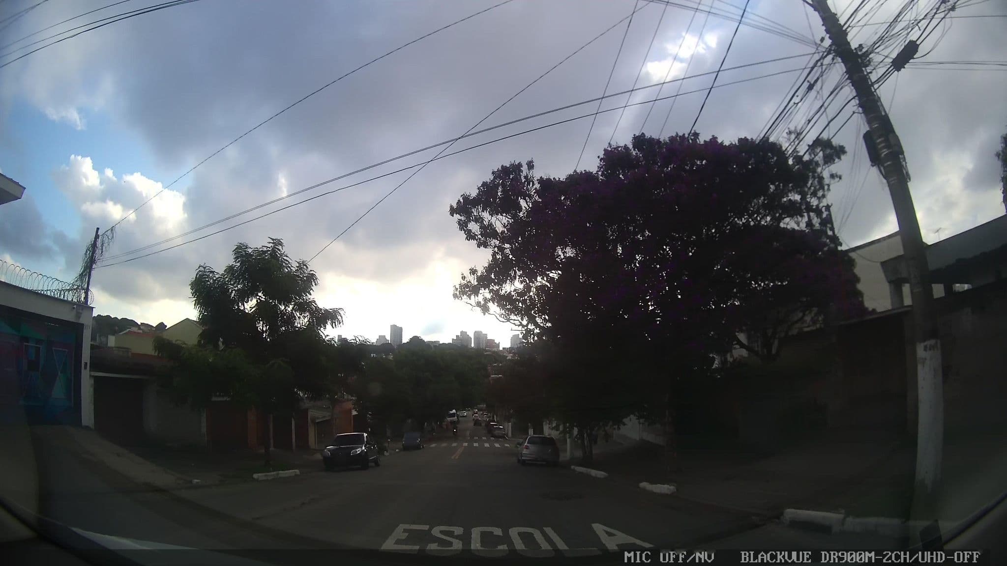 Street view near Hostel Zen Garden, Moema — © marciosampaio (CC BY-SA · Mapillary)
