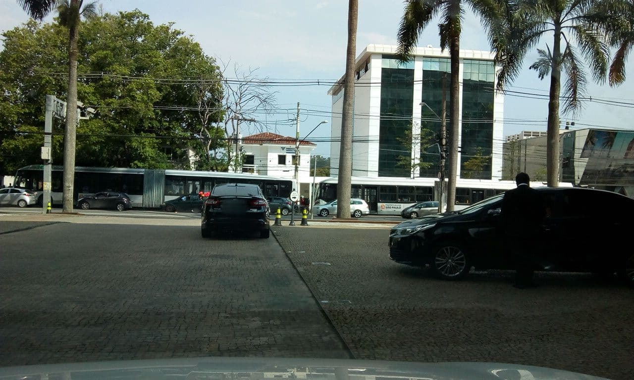 Street view near Hotel Unique Check Reception, Moema — © thierrytelenav (CC BY-SA · Mapillary)