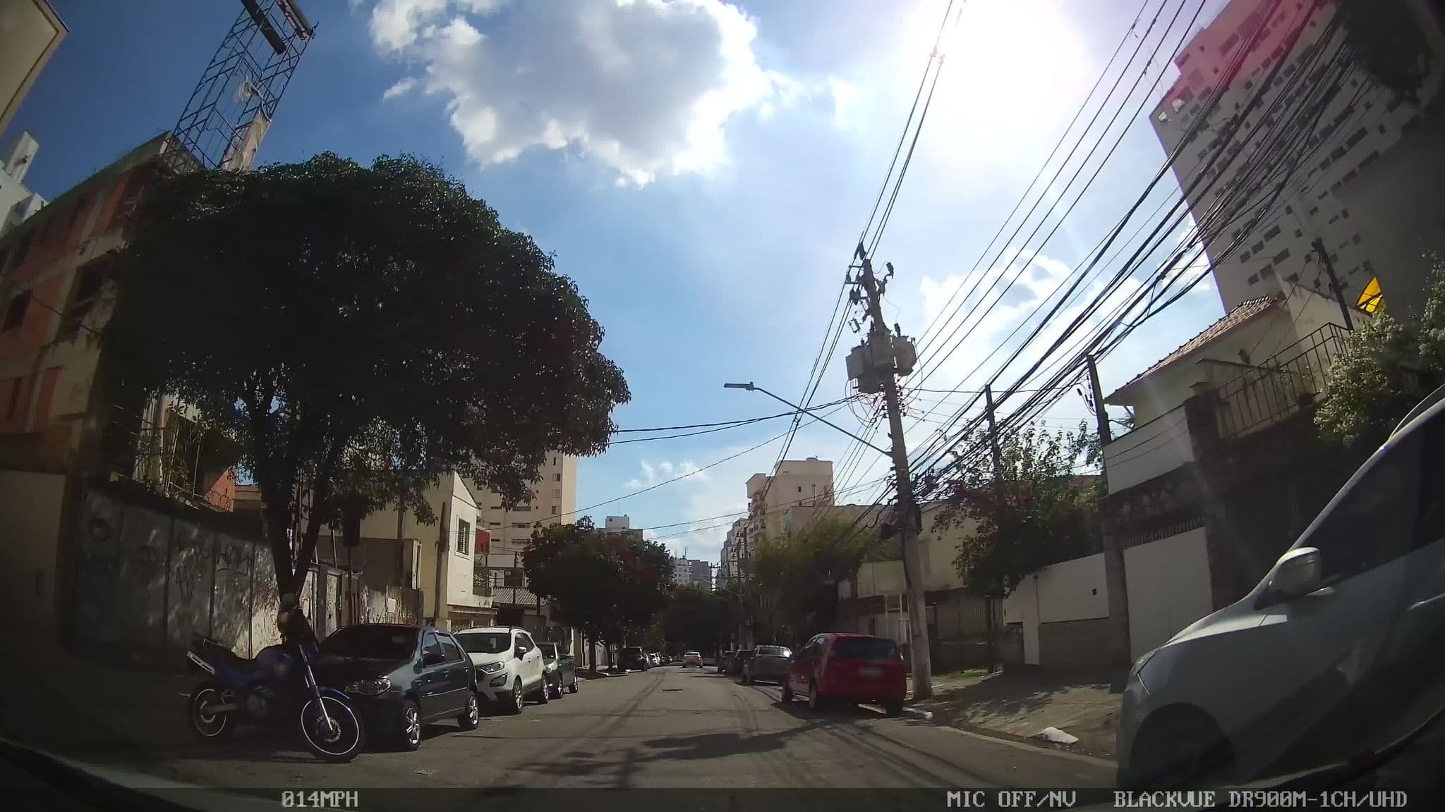 Street view near Aquarela SP Hostel, Paraíso — © kaart_4 (CC BY-SA · Mapillary)
