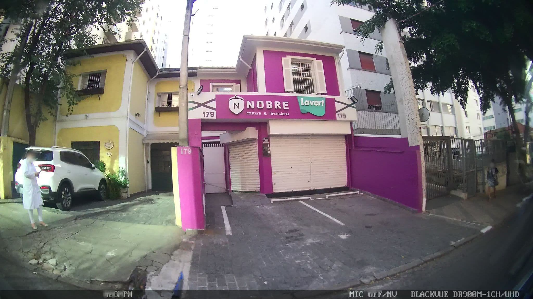Street view near Hotel Trianon, Paraíso — © kaart_4 (CC BY-SA · Mapillary)