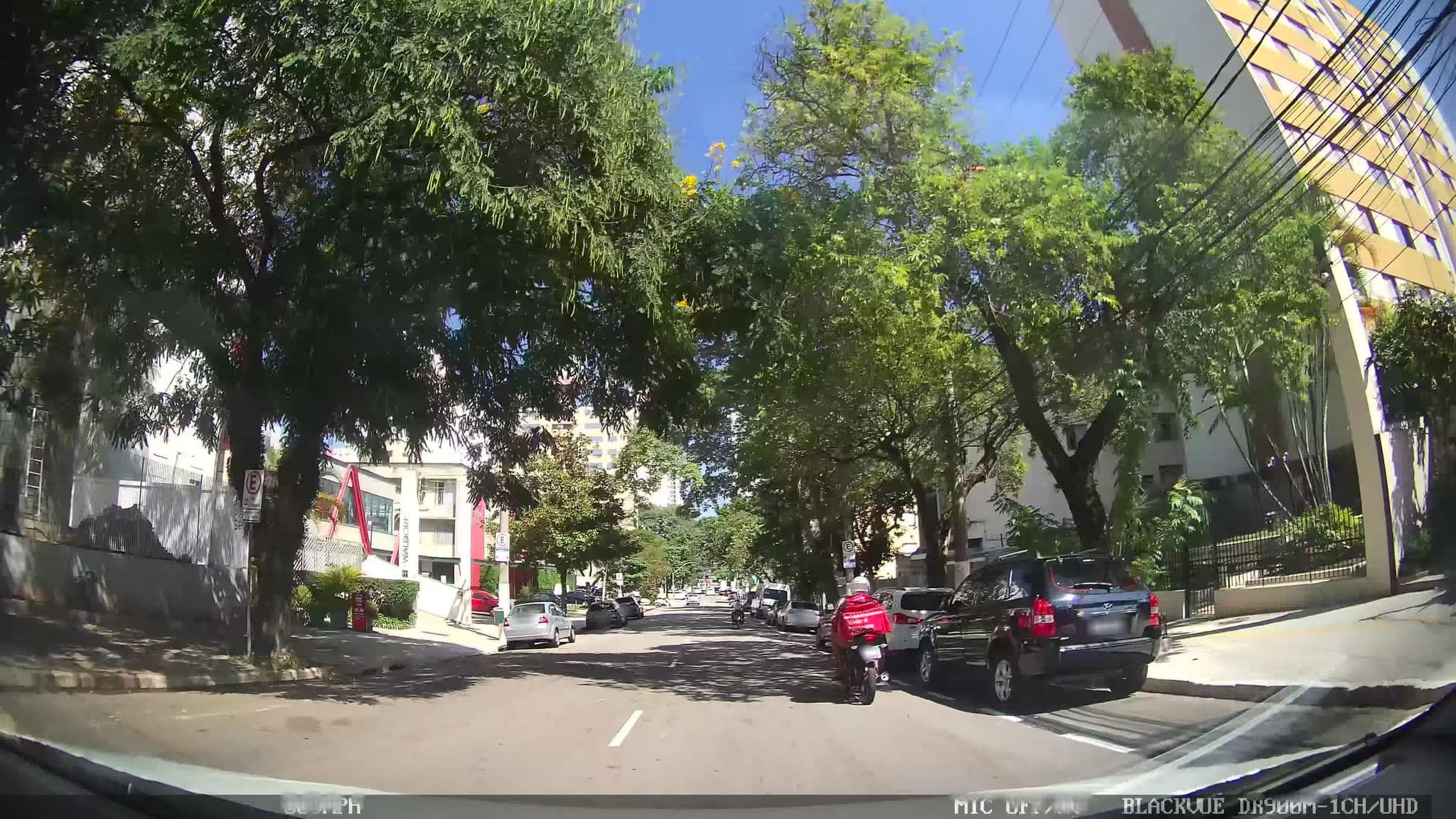Street view near Waldorf Flat Service, Vila Mariana — © kaart_4 (CC BY-SA · Mapillary)