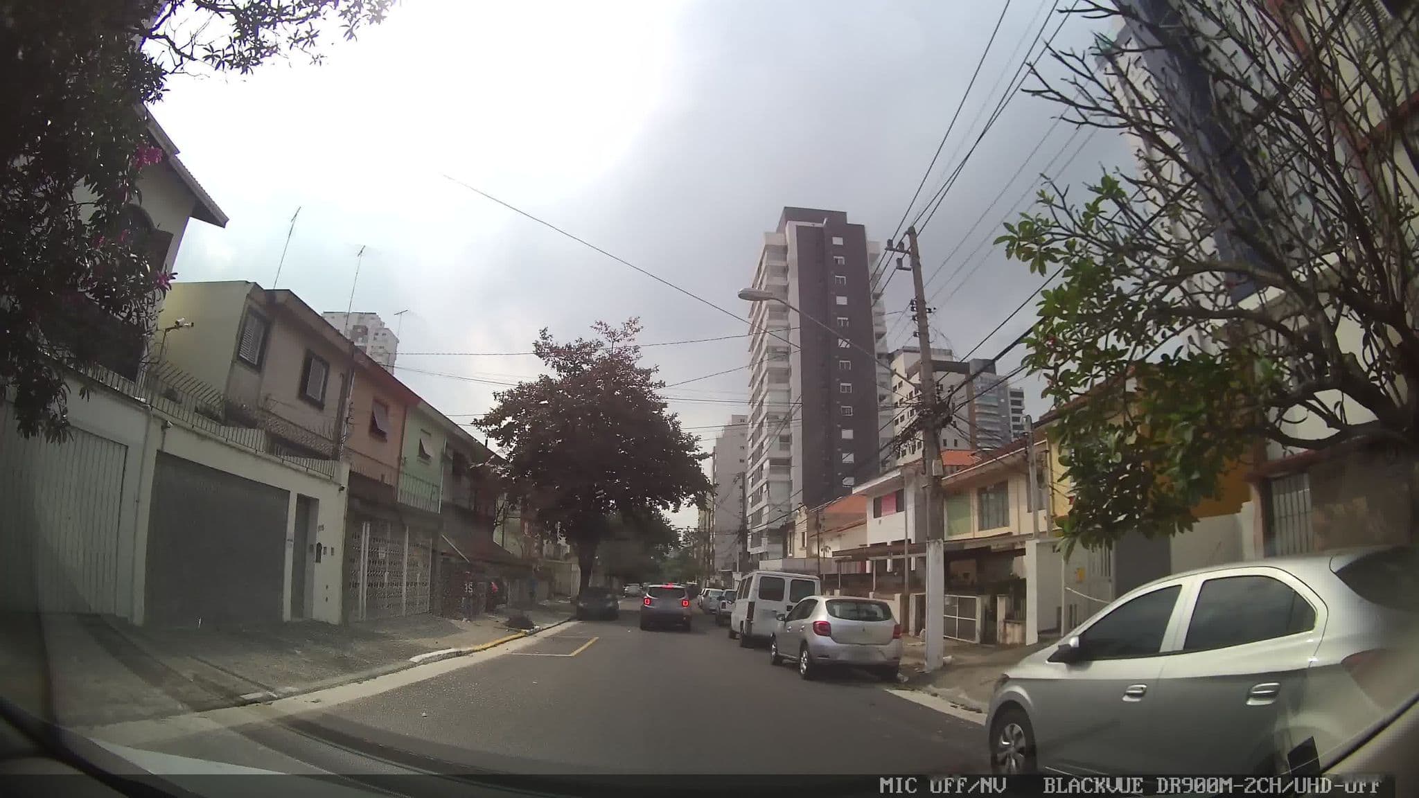 Street view near MC Limbo, Vila Mariana — © marciosampaio (CC BY-SA · Mapillary)