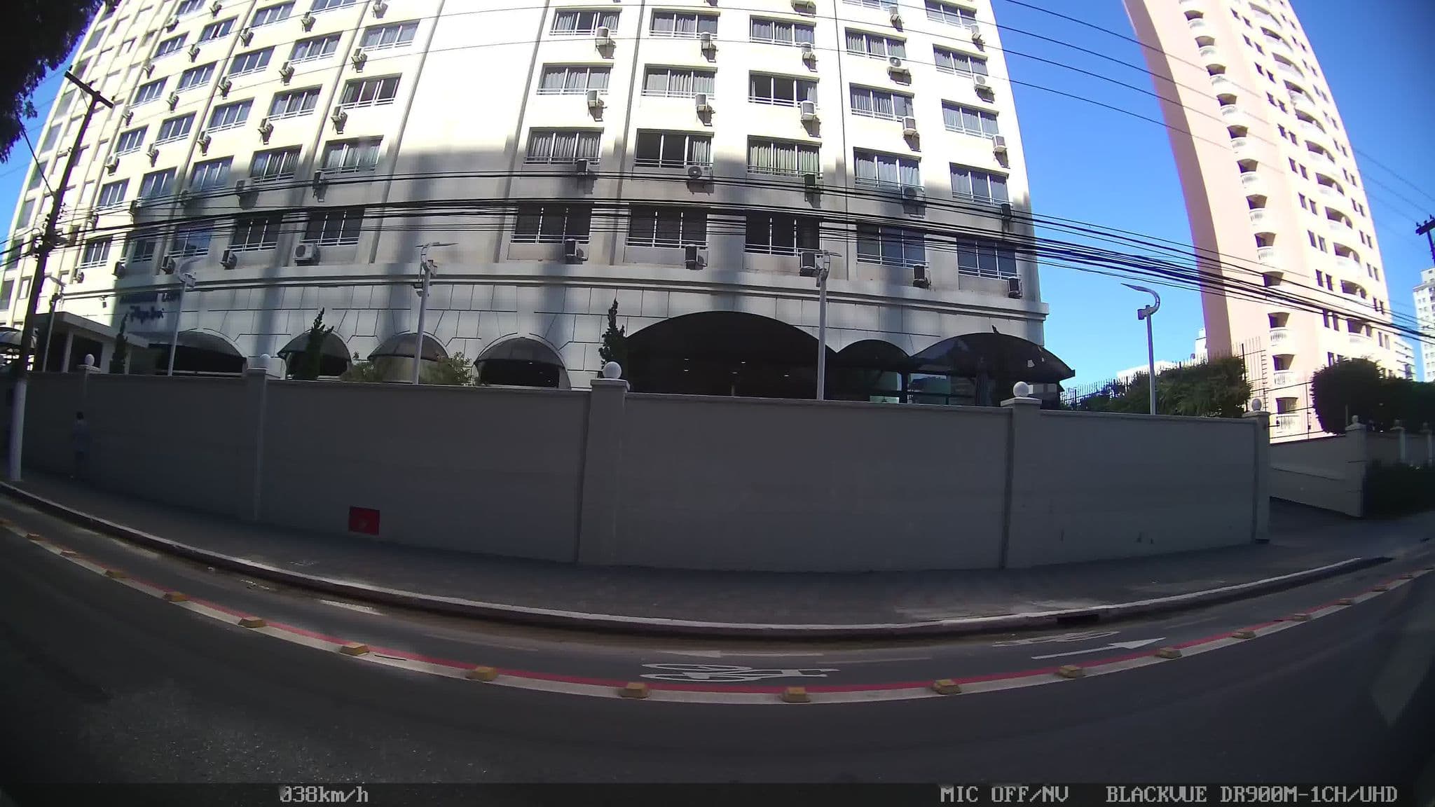 Street view near Recepção Plaza Inn, Barra Funda — © kaart_2 (CC BY-SA · Mapillary)