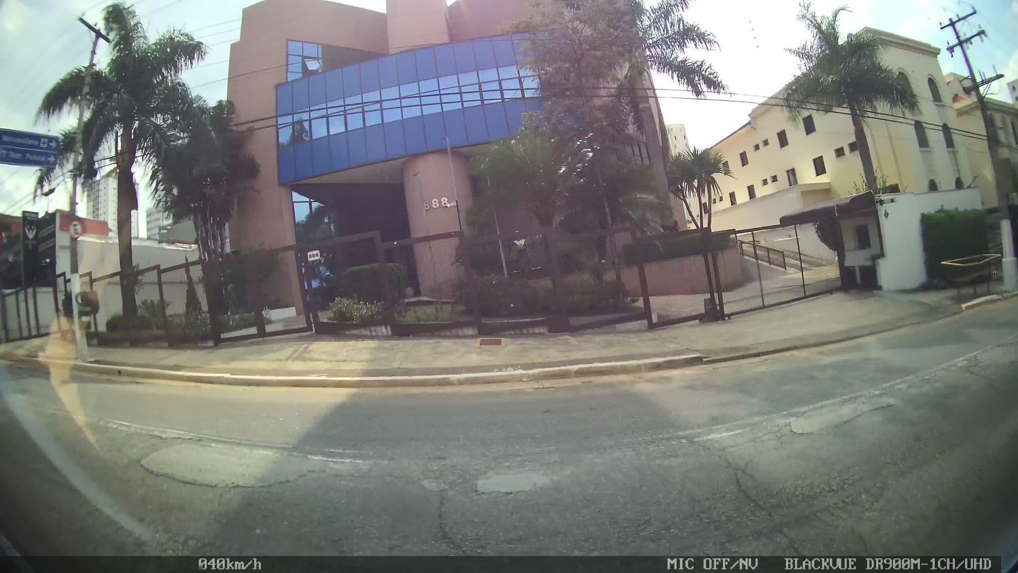 Street view near Hospedaria Santo Andre, Perdizes — © kaart_2 (CC BY-SA · Mapillary)