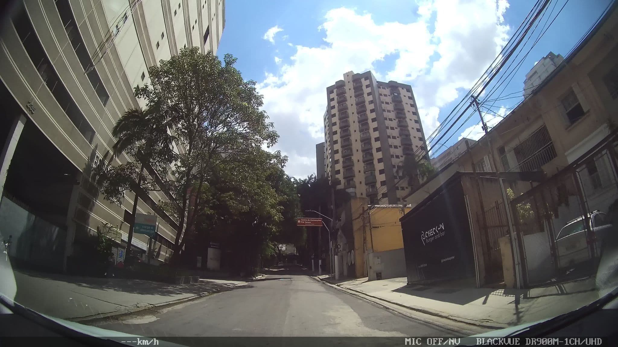Street view near Friendstel, Consolação — © kaart_2 (CC BY-SA · Mapillary)