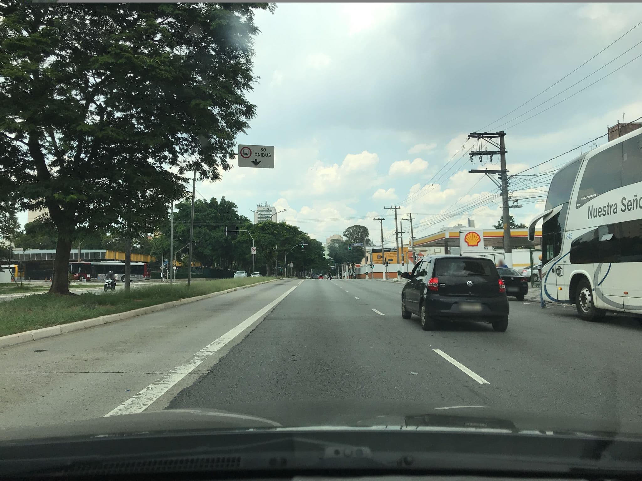 Street view near Hotel Prata, Republica — © thierryajeaniphone (CC BY-SA · Mapillary)