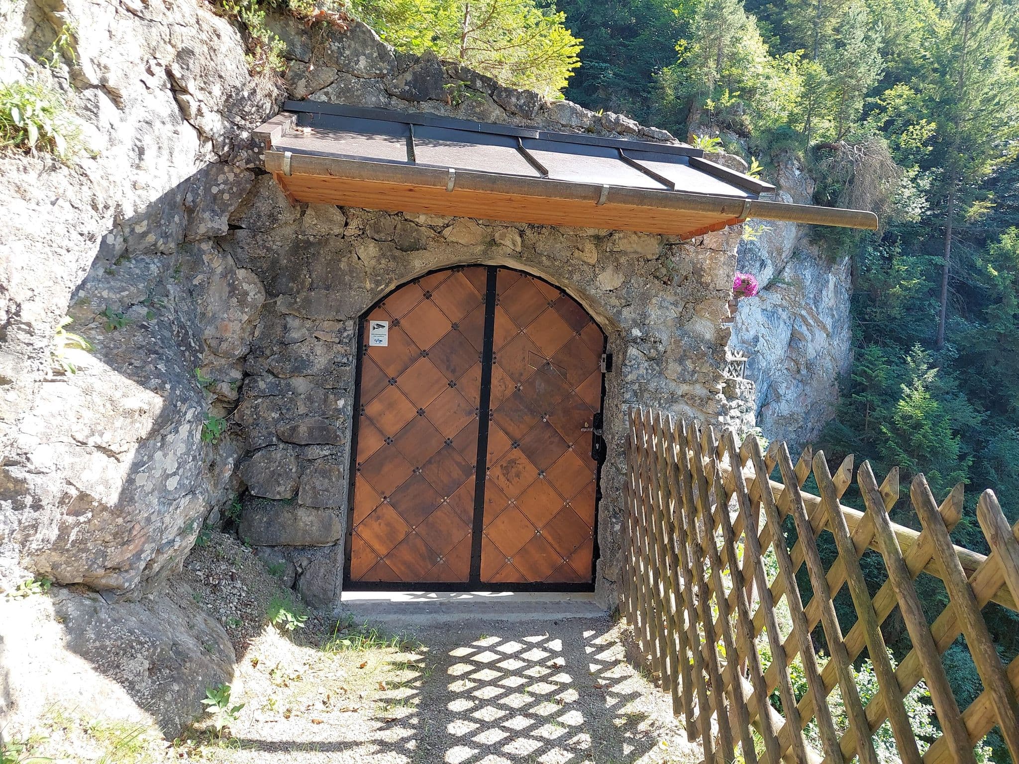 Street view near Ferienhaus Wasserfallhütte, Mitterndorf — © viavista (CC BY-SA · Mapillary)
