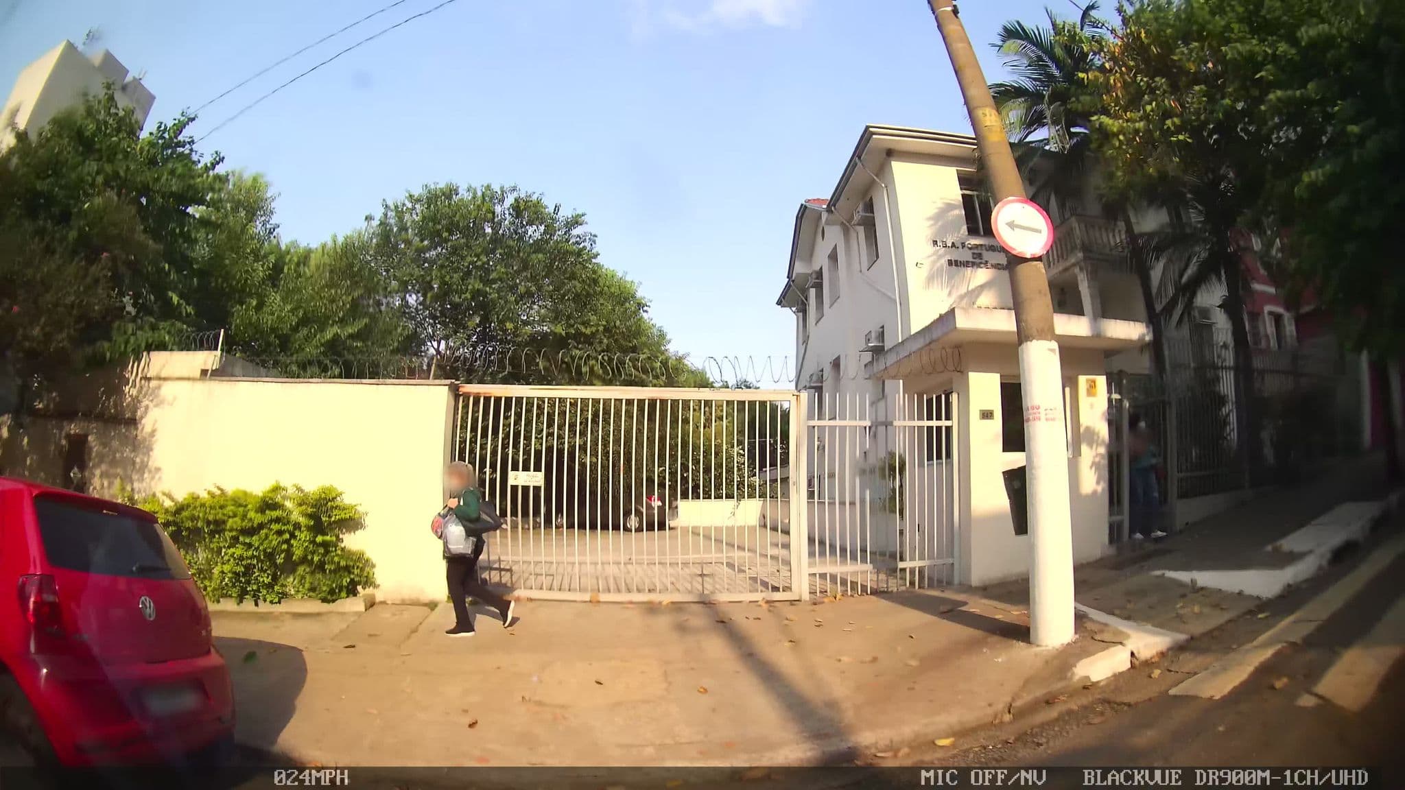 Street view near Hotel beneficiente, Bela Vista — © kaart_4 (CC BY-SA · Mapillary)