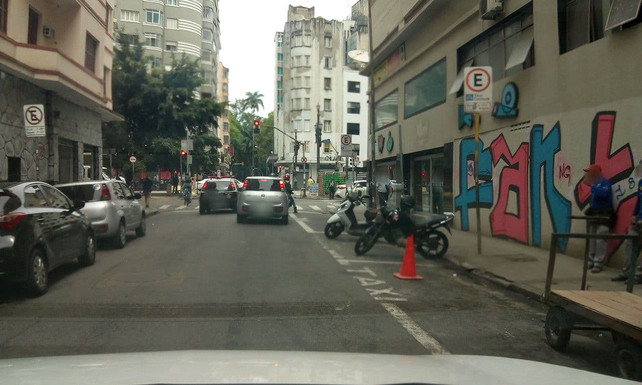 Street view near Rede Buenas Hoteis, Republica — © thierrytelenav (CC BY-SA · Mapillary)