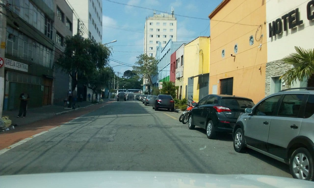 Street view near Hotel City Califórnia, Bom Retiro — © thierrytelenav (CC BY-SA · Mapillary)