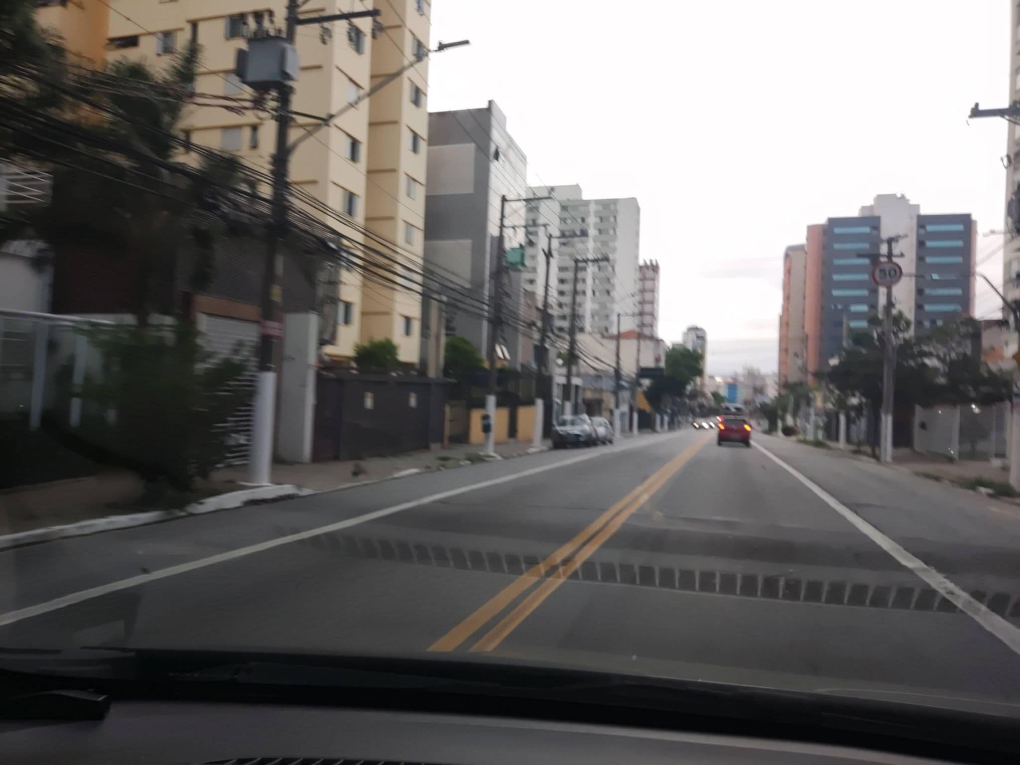 Street view near Pousada Da Dona Heloísa, Vila Guilherme — © quionzo (CC BY-SA · Mapillary)