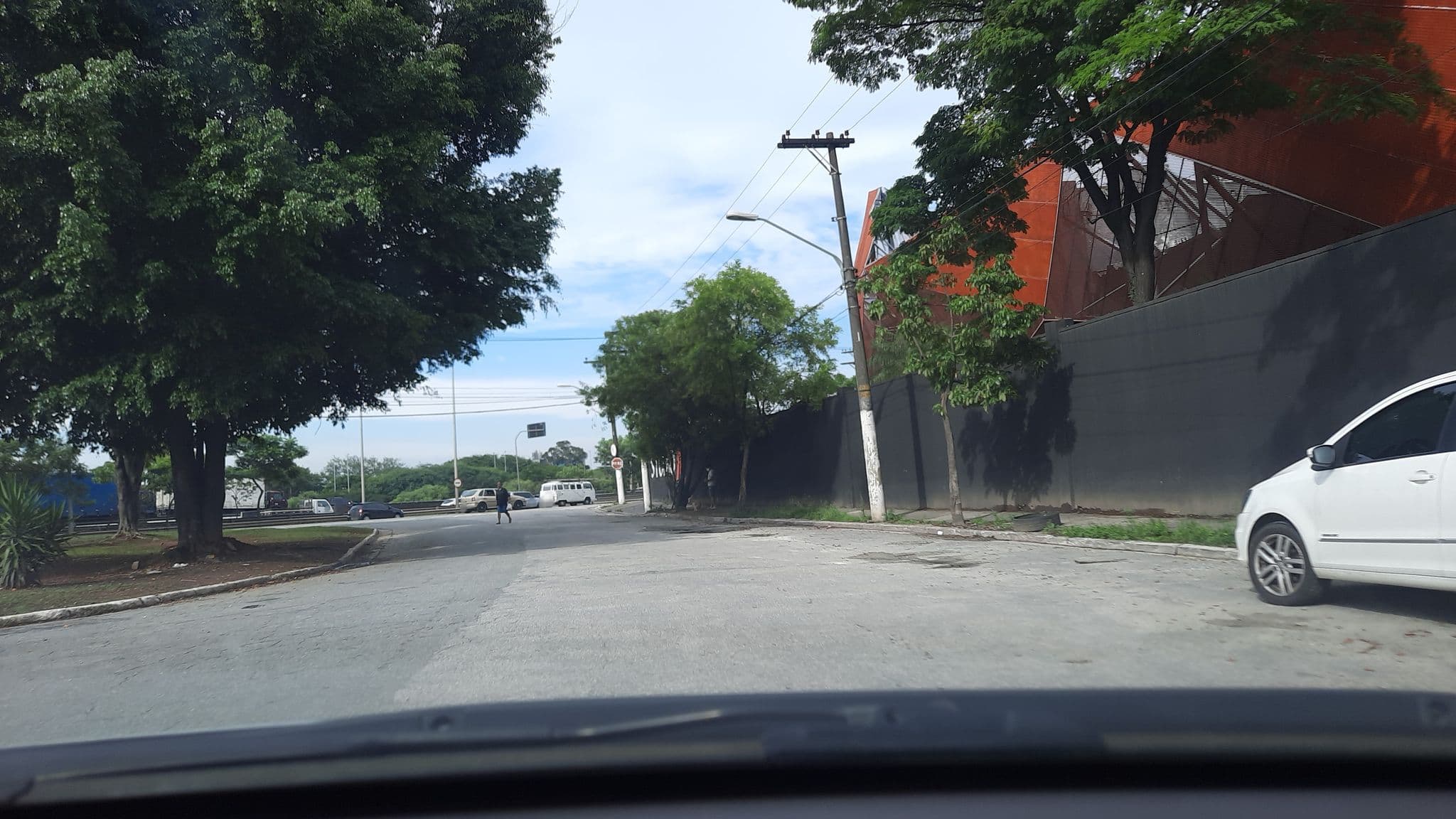 Street view near Studio A Motel, Freguesia do Ó — © felamg (CC BY-SA · Mapillary)