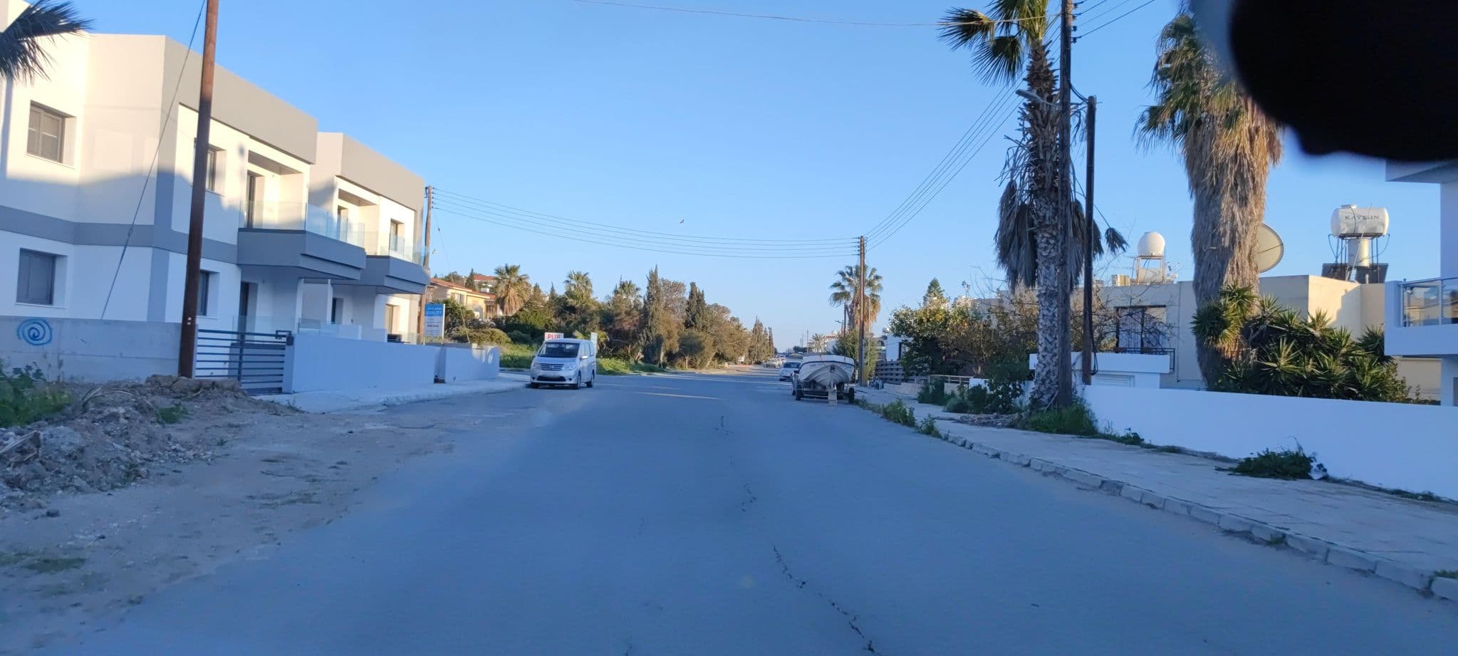 Street view near Alona Sunset, Chlórakas — © WhanTwo (CC BY-SA · Mapillary)