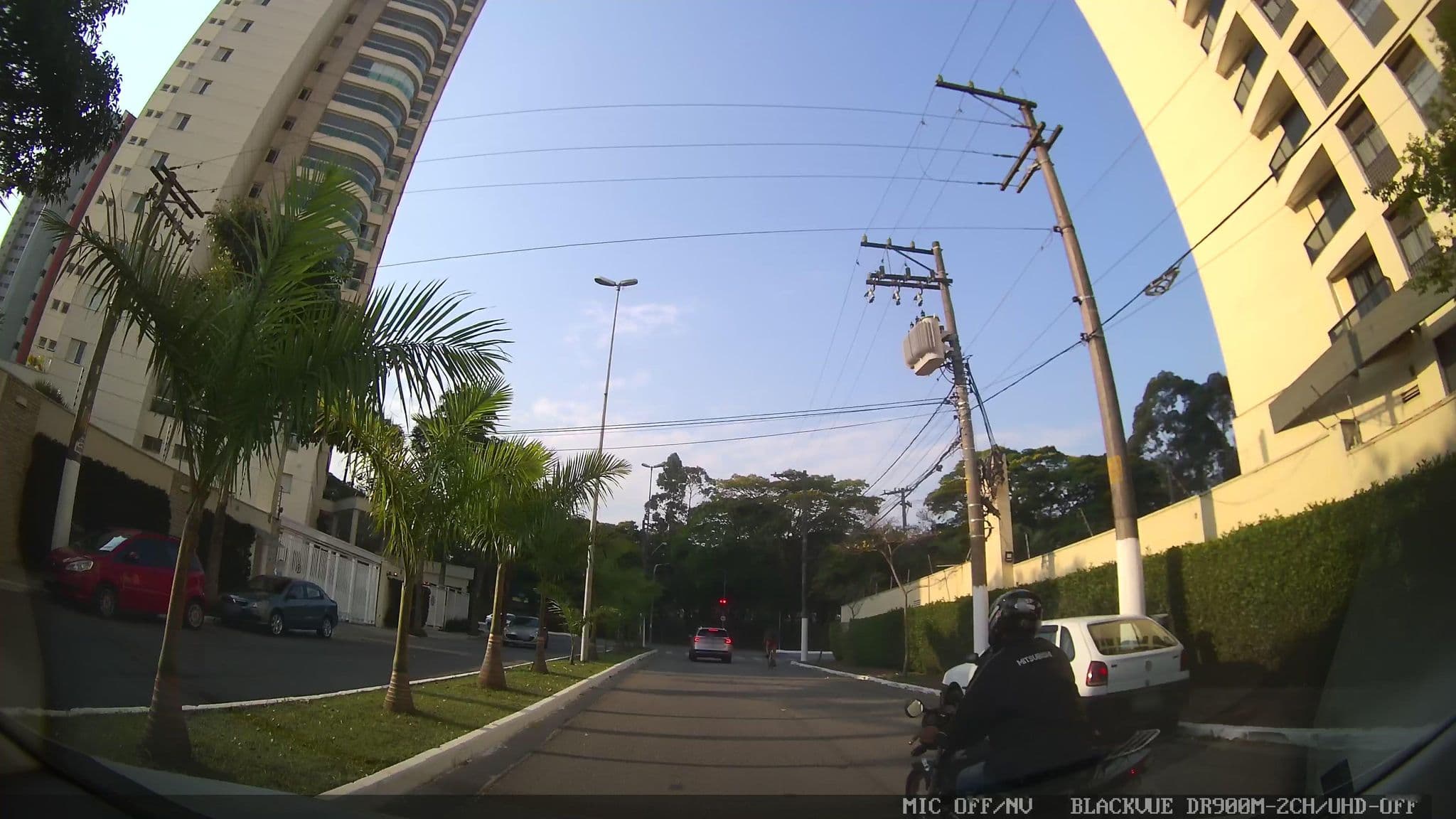 Street view near Blue Tree Towers, Vila Formosa — © marciosampaio (CC BY-SA · Mapillary)