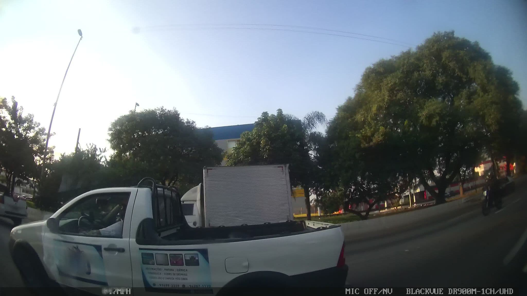 Street view near Motel Feelings - Sentimento em Todos Os Sentidos, Tatuapé — © kaart_4 (CC BY-SA · Mapillary)