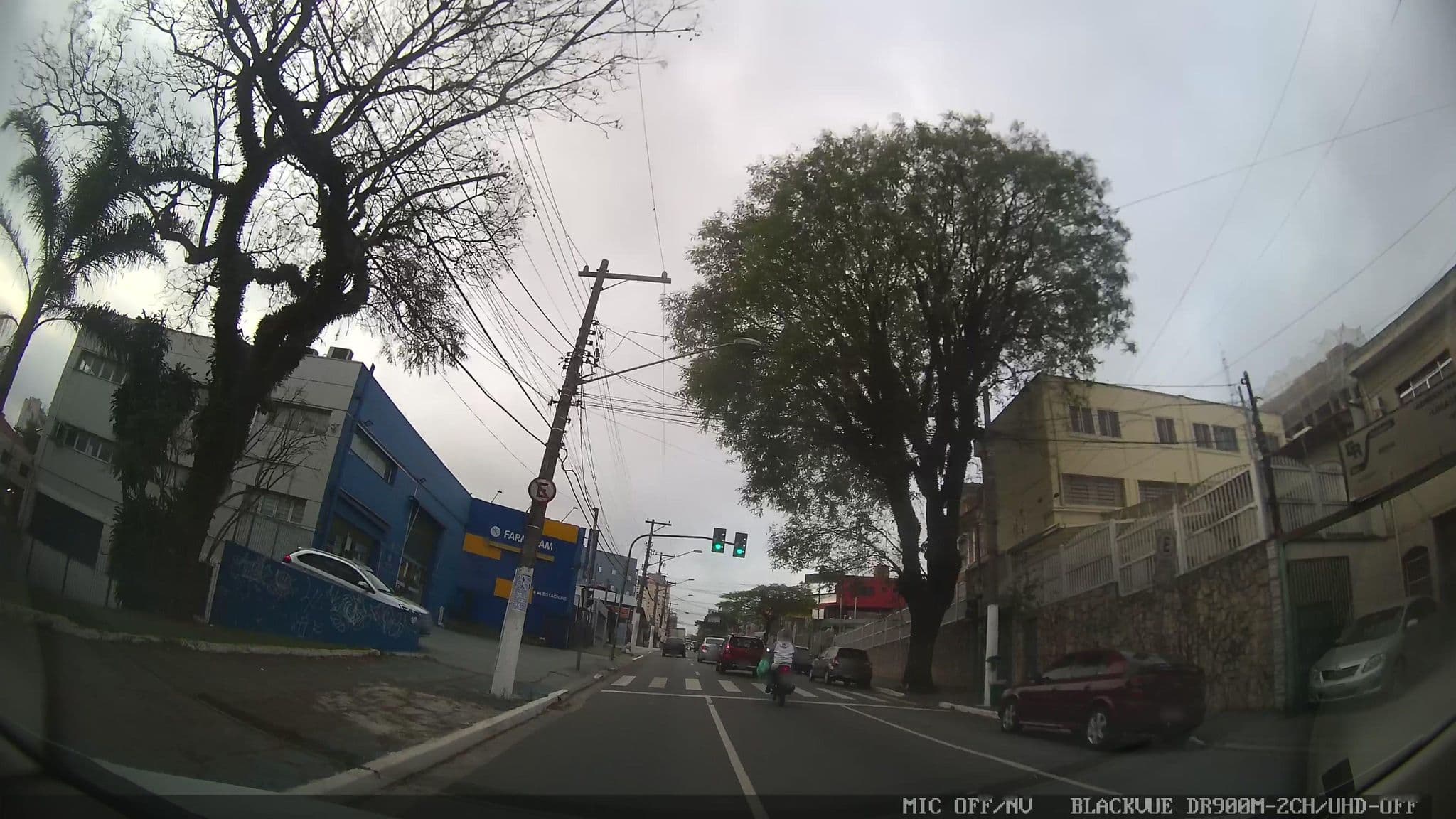 Street view near posto de gasolina, Vila Matilde — © marciosampaio (CC BY-SA · Mapillary)