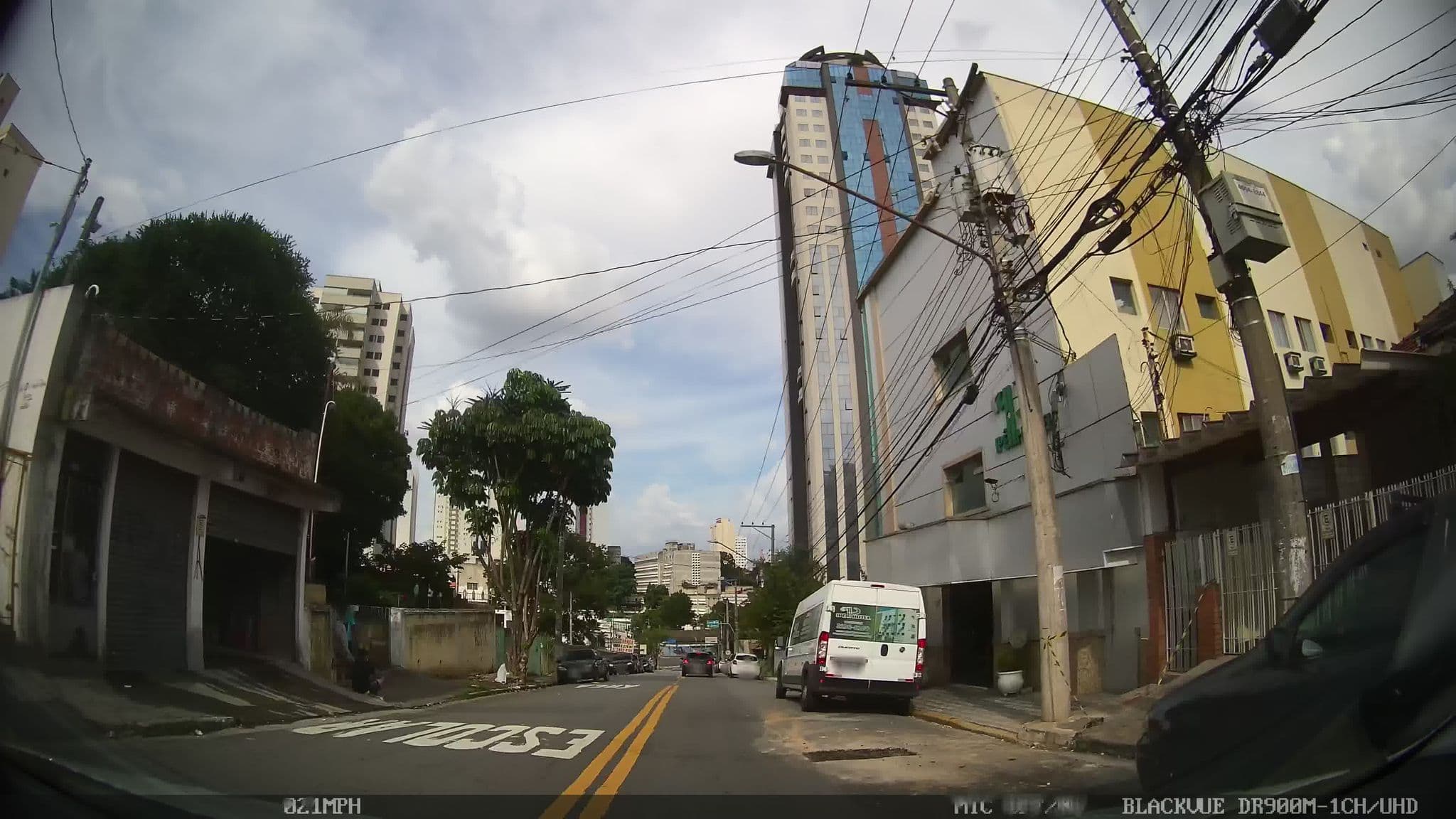 Street view near Hotel Ipe Guarulhos, Guarulhos — © kaart_4 (CC BY-SA · Mapillary)