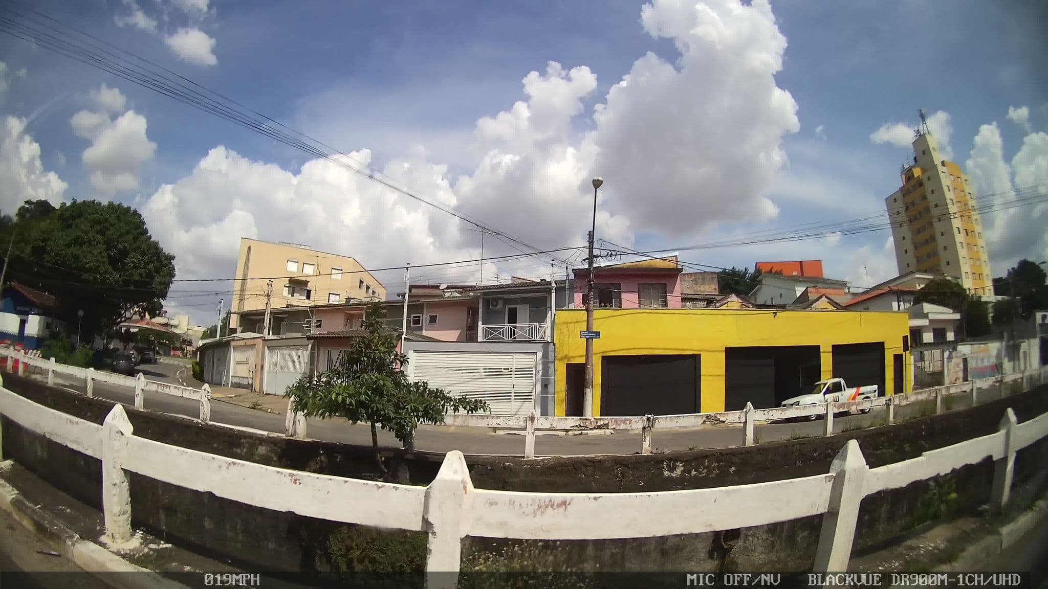 Street view near Good Dreams, Jaçanã — © kaart_4 (CC BY-SA · Mapillary)