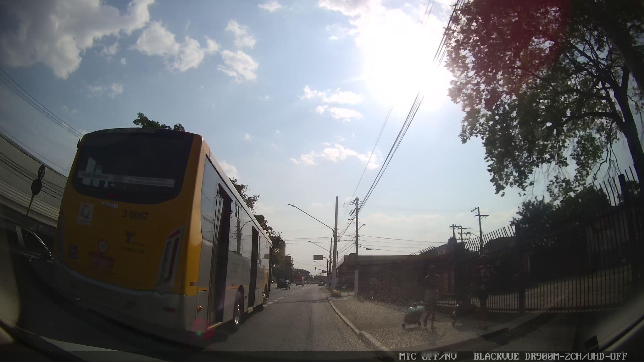 Street view near Hospedaria Jeová Jiré, Jardim Helena — © marciosampaio (CC BY-SA · Mapillary)