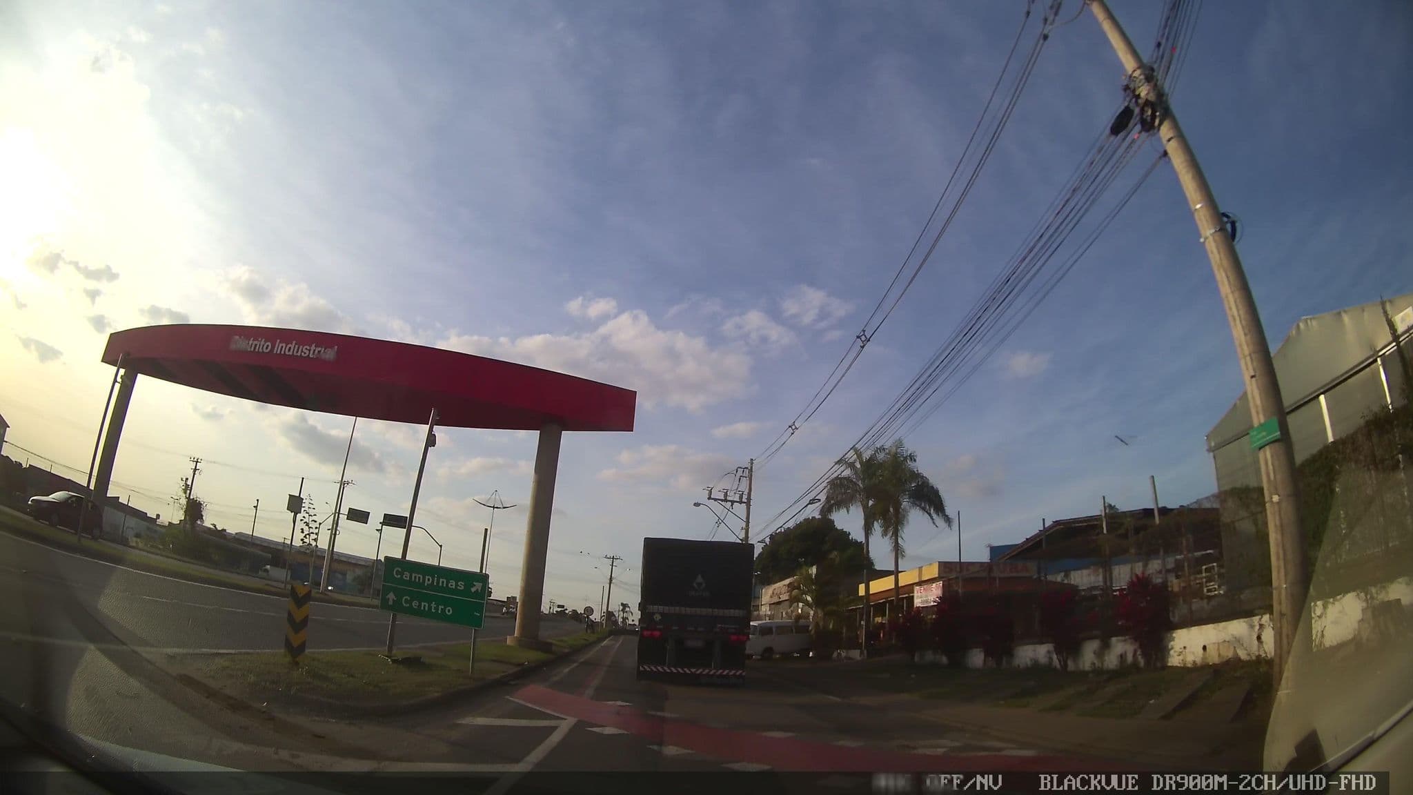 Street view near Hotel Casablanca Suítes, Indaiatuba — © yaf1 (CC BY-SA · Mapillary)
