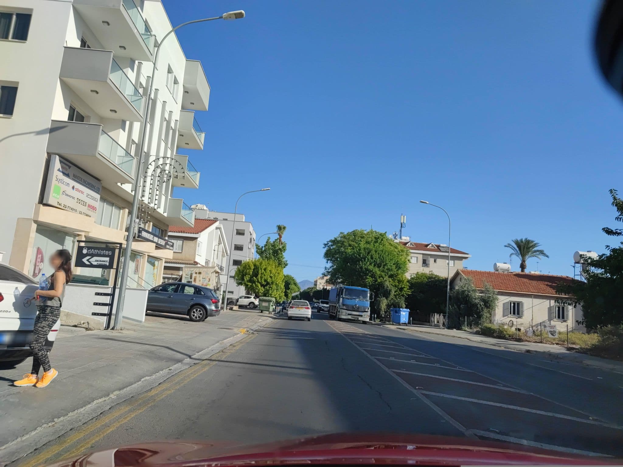Street view near Wang’s Apartment, Ágios Dométios — © WhanTwo (CC BY-SA · Mapillary)