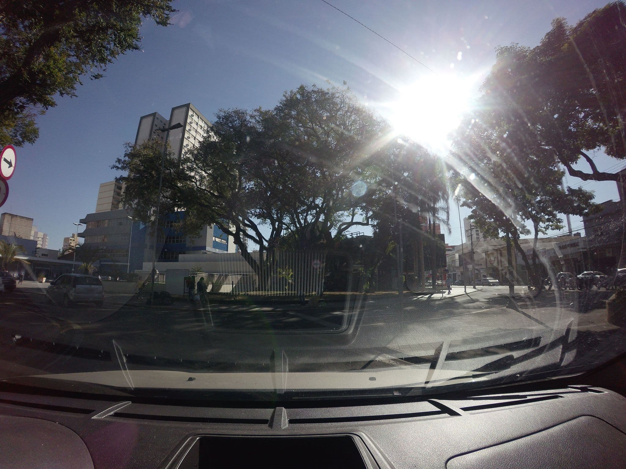 Street view near Pousada Central, Piracicaba — © andersoal (CC BY-SA · Mapillary)