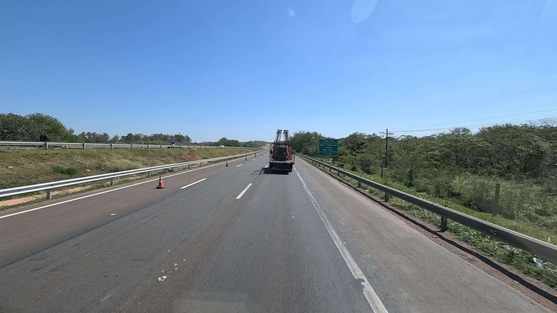Street view near Hotel Pousada do Barao, Rio Claro — © bct (CC BY-SA · Mapillary)