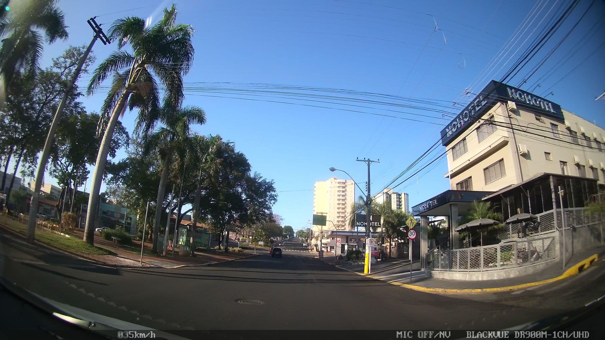 Street view near NoHotel Nova Odessa, Nova Odessa — © kaart5 (CC BY-SA · Mapillary)