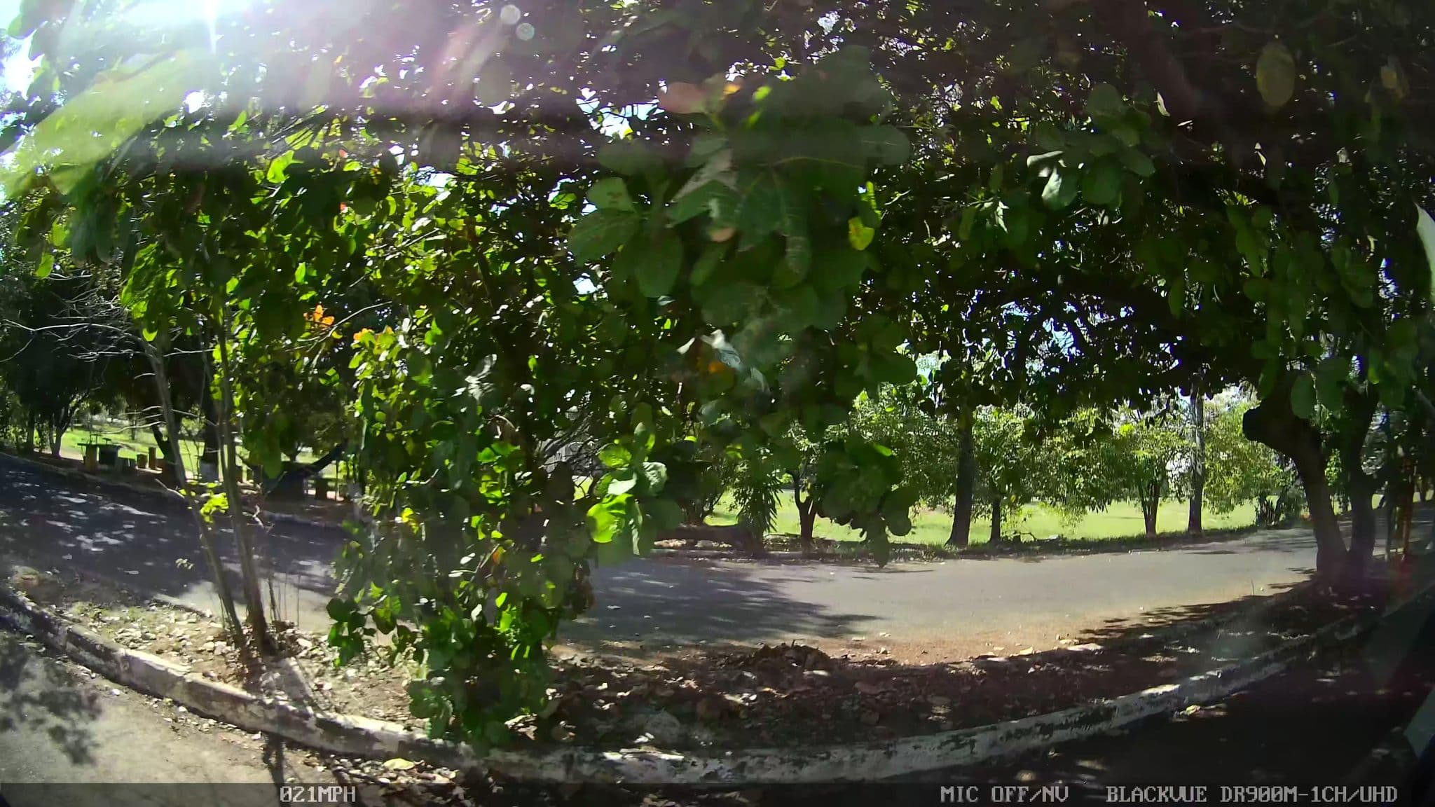 Street view near Hotel Novo Astrall, Americana — © kaart5 (CC BY-SA · Mapillary)