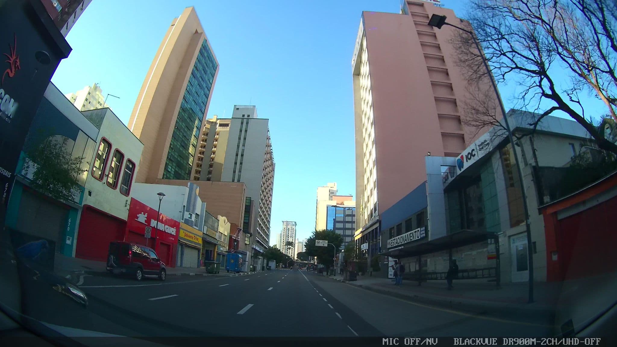 Street view near Leon Park Hotel - Nosso Cantinho De Amor, Campinas — © marciosampaio (CC BY-SA · Mapillary)