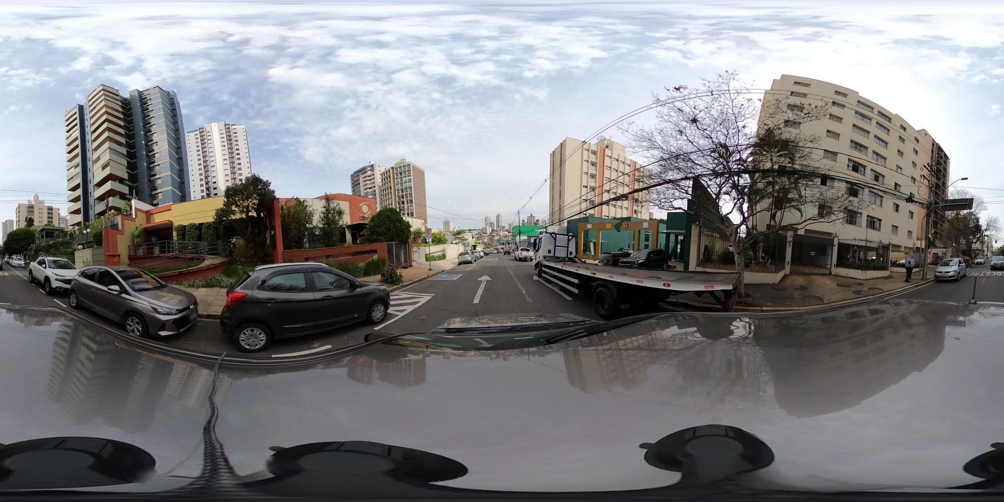Street view near Onde vivem os Monstros (antigo Portão do Inferno), Campinas — © jmfaria (CC BY-SA · Mapillary)