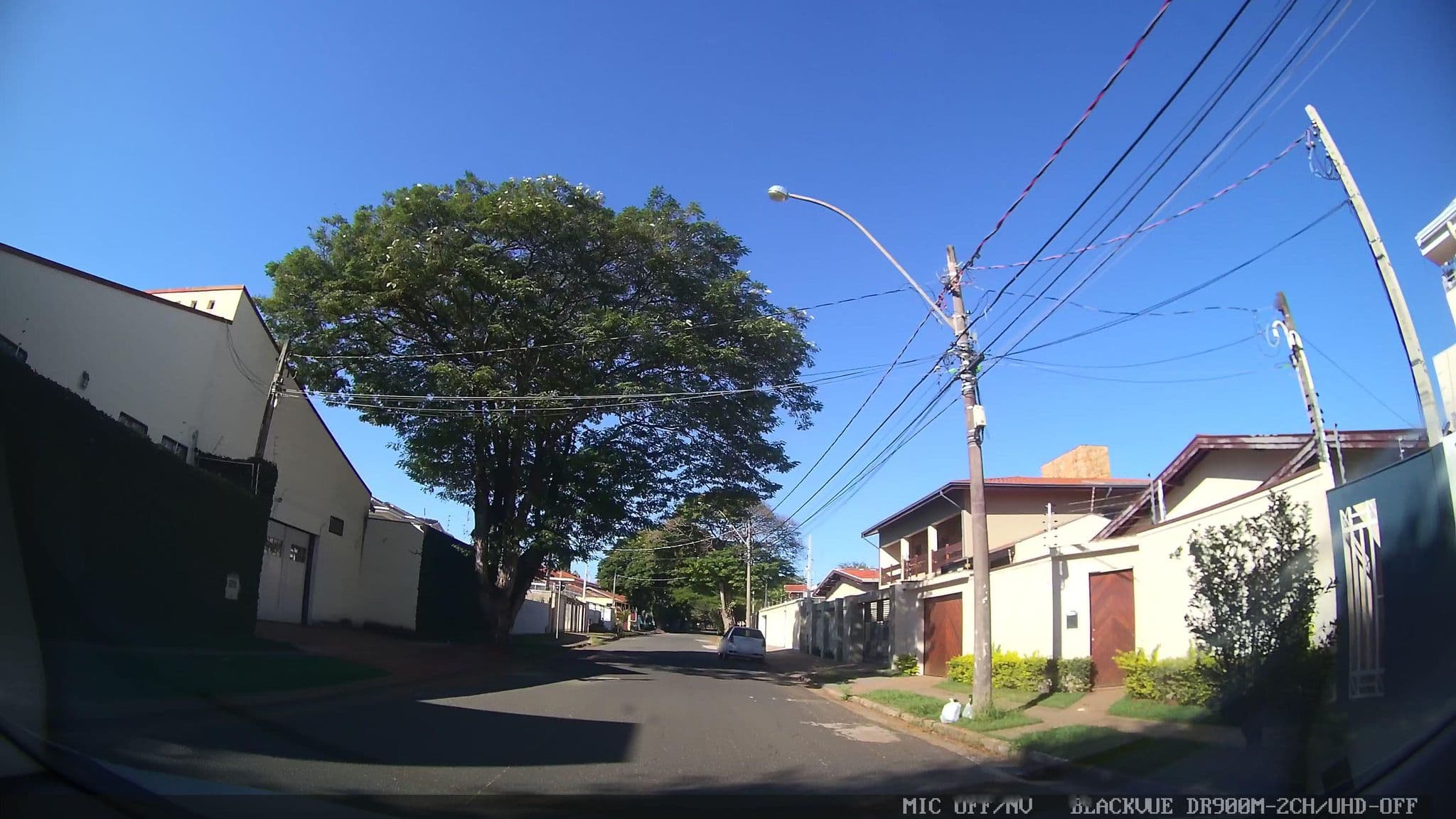 Street view near Pousada Solar dos Pássaros, Campinas — © marciosampaio (CC BY-SA · Mapillary)