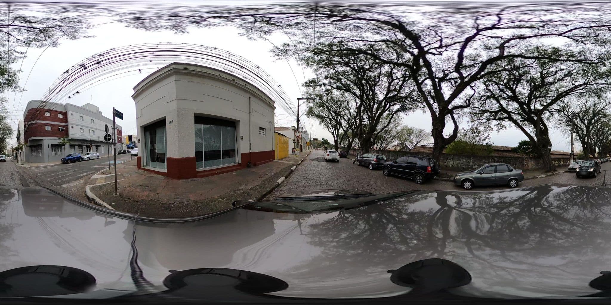 Street view near Hotel Castro Mendes, Campinas — © jmfaria (CC BY-SA · Mapillary)