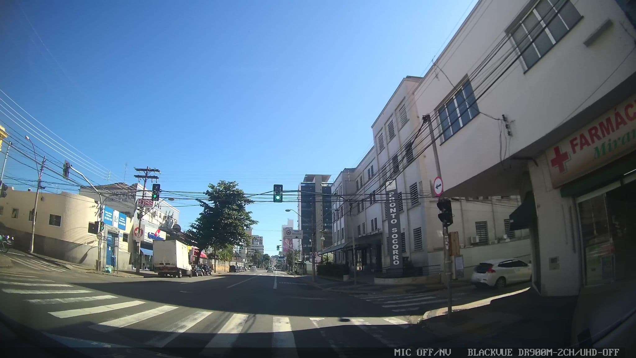 Street view near Hotel São Francisco Campinas Palace, Campinas — © marciosampaio (CC BY-SA · Mapillary)