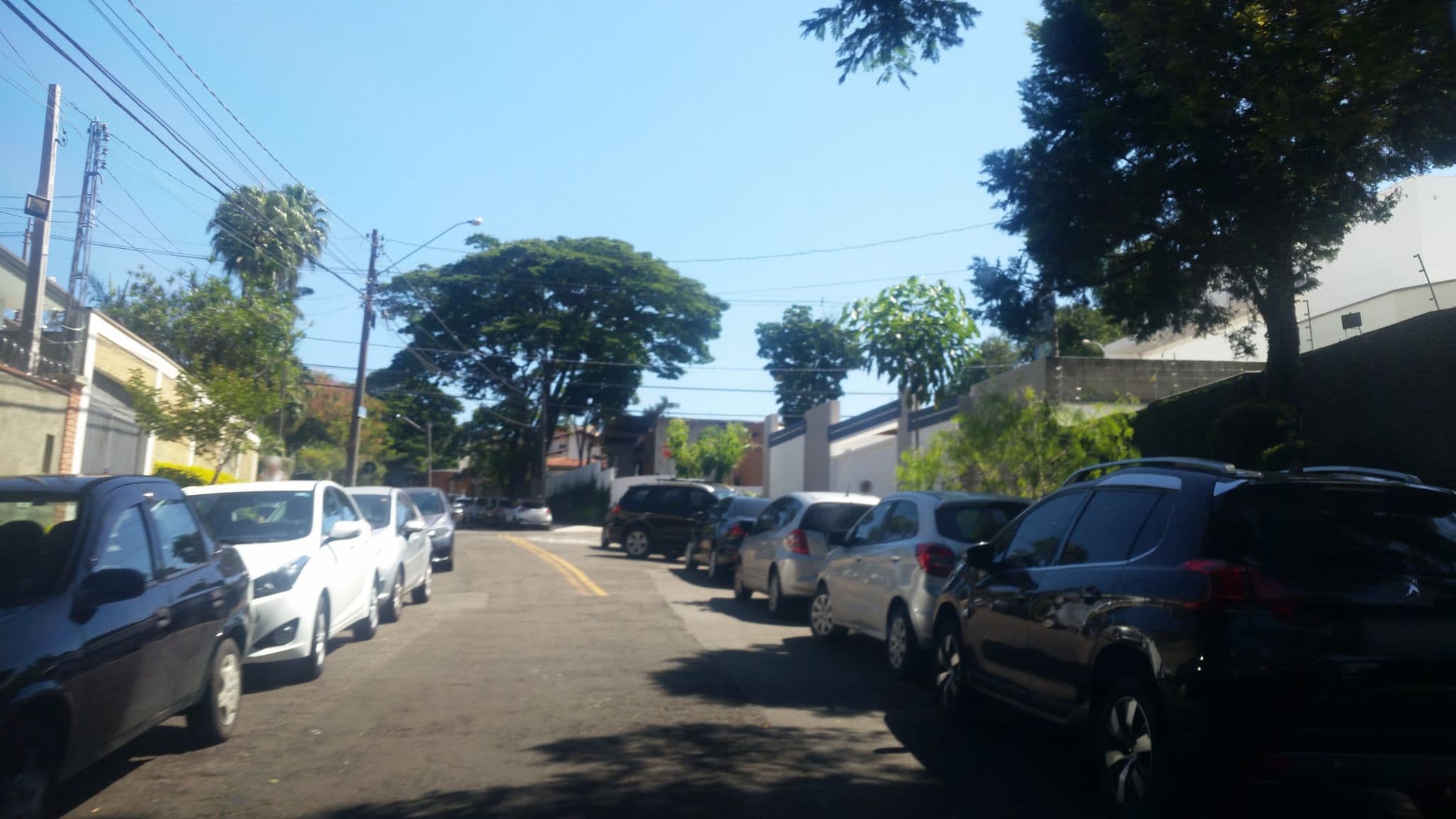 Street view near Morada Dos Sábios, Campinas — © and_eng (CC BY-SA · Mapillary)