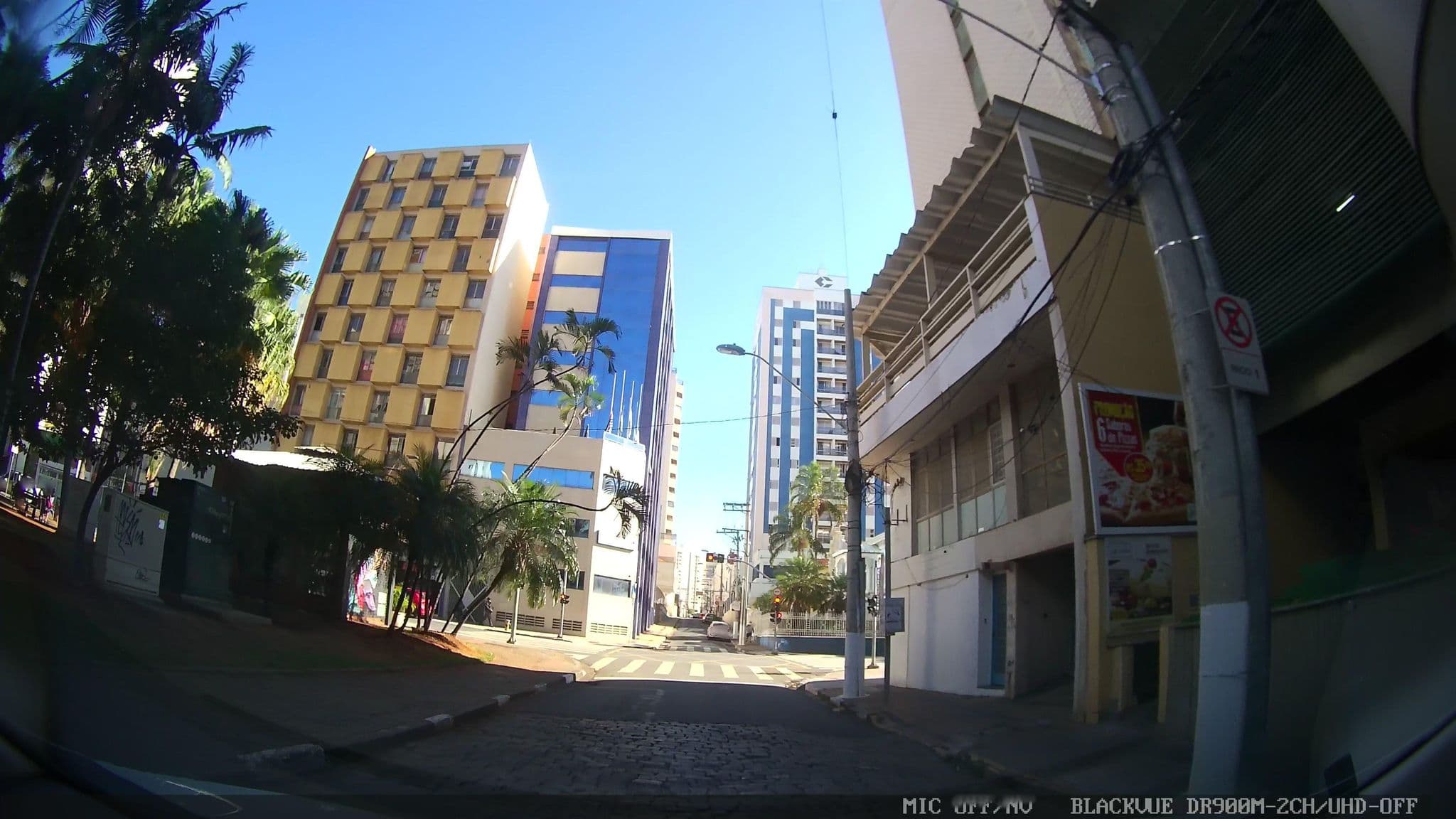 Street view near Park Tower Hotel, Campinas — © marciosampaio (CC BY-SA · Mapillary)