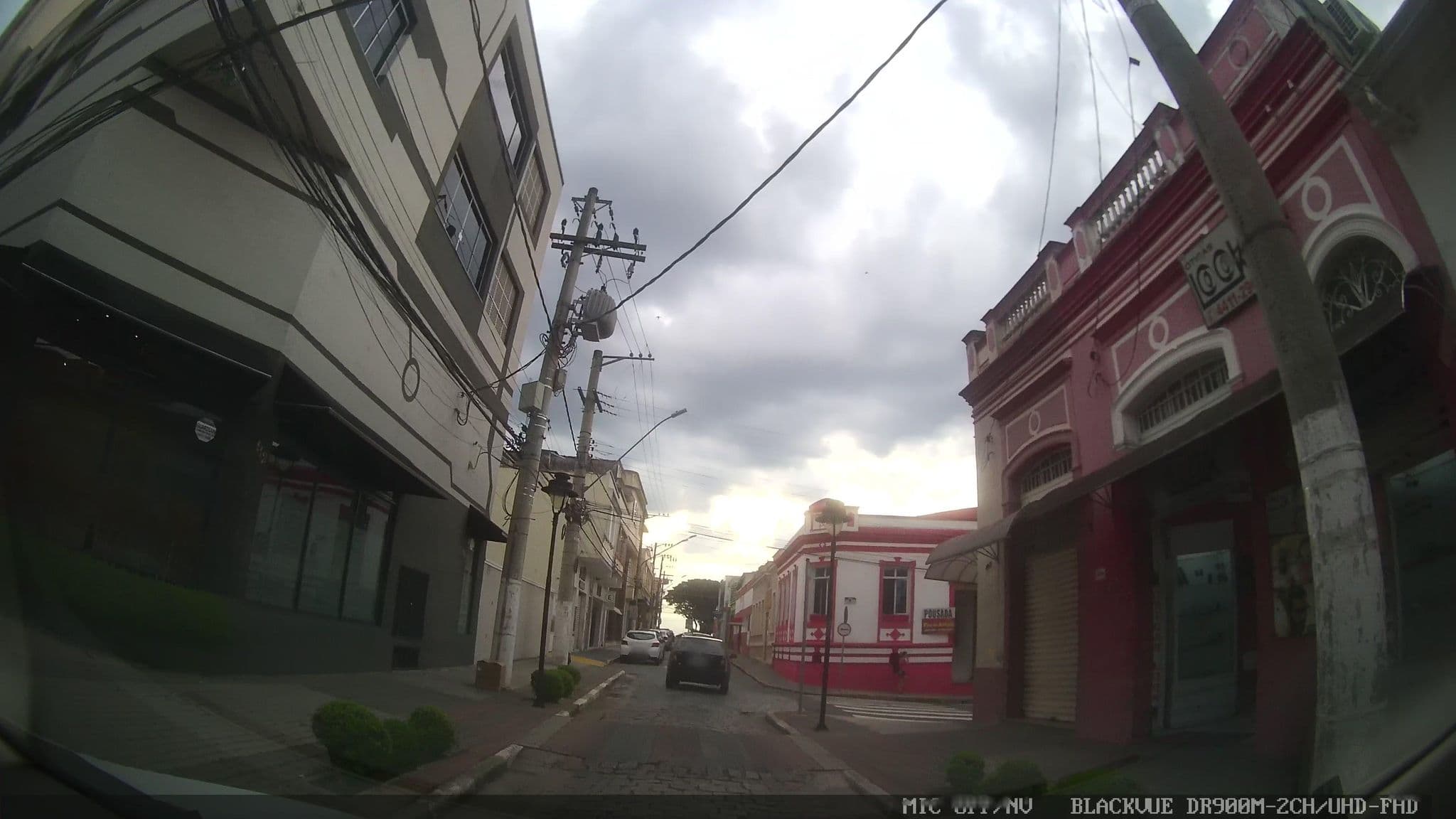 Street view near Pousada Lua da Aurora, Atibaia — © marciosampaio (CC BY-SA · Mapillary)