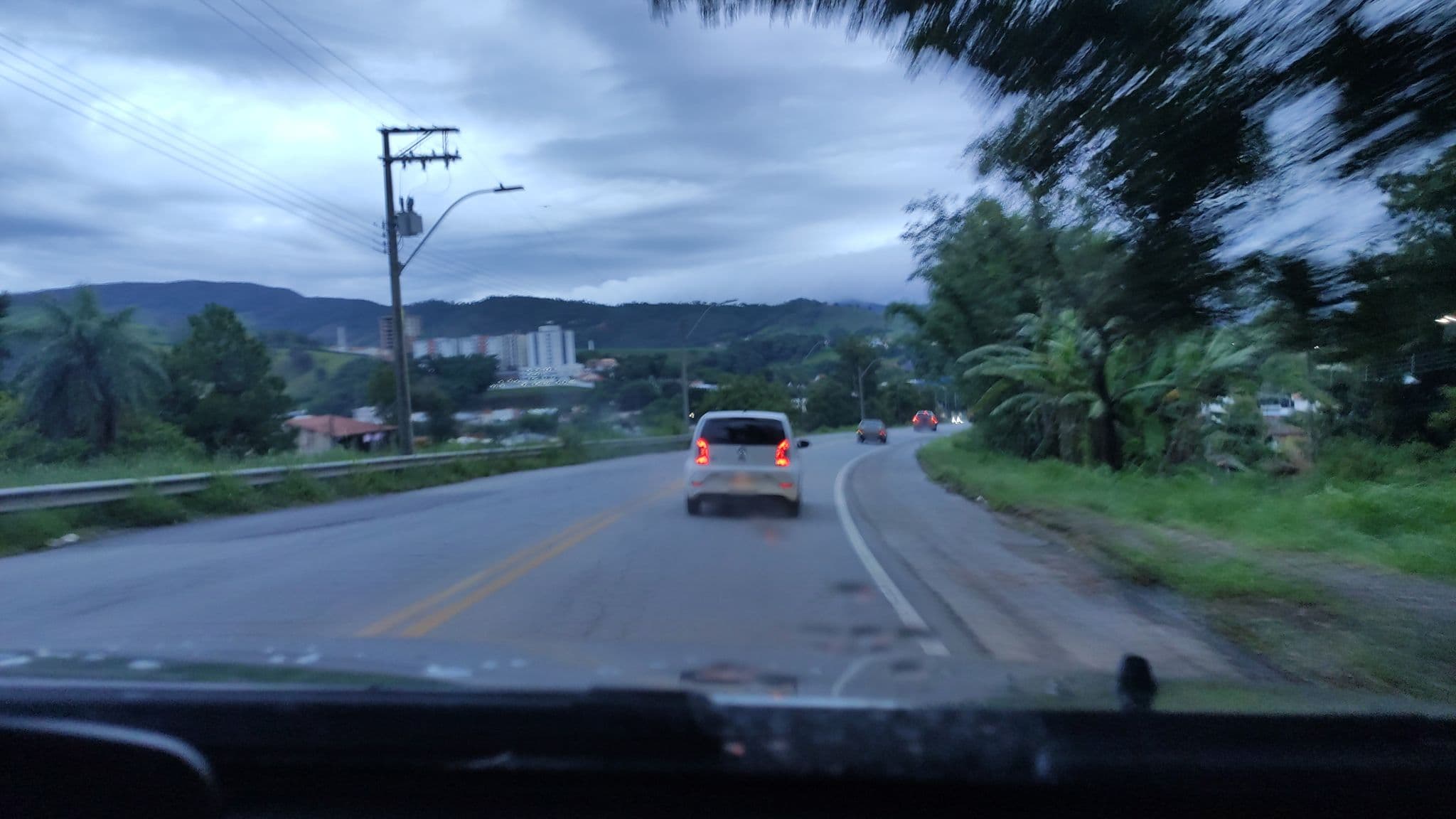 Street view near Guappo Chácara Hostel, Socorro — © fepol (CC BY-SA · Mapillary)