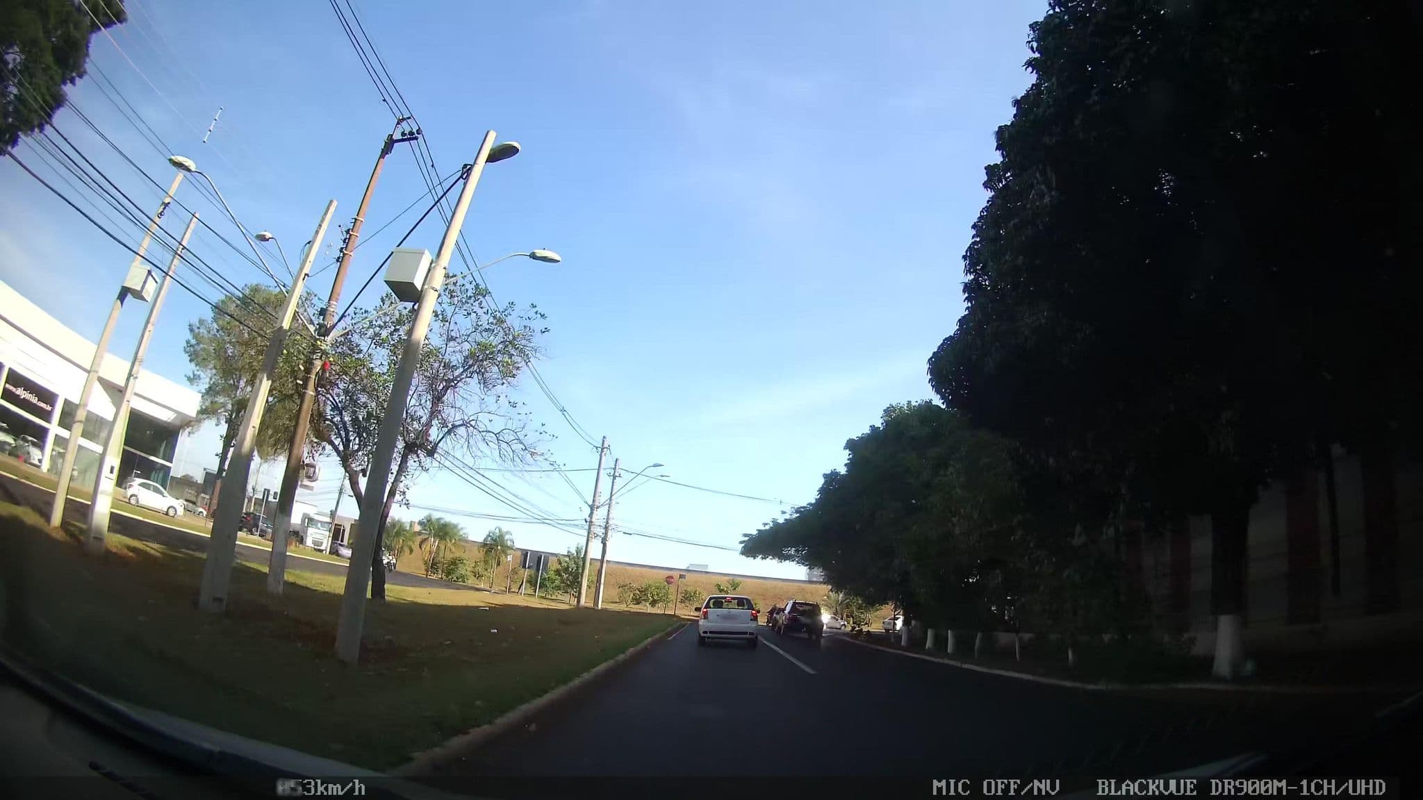 Street view near Hotel Village Nacional Inn, Ribeirão Preto — © kaart5 (CC BY-SA · Mapillary)