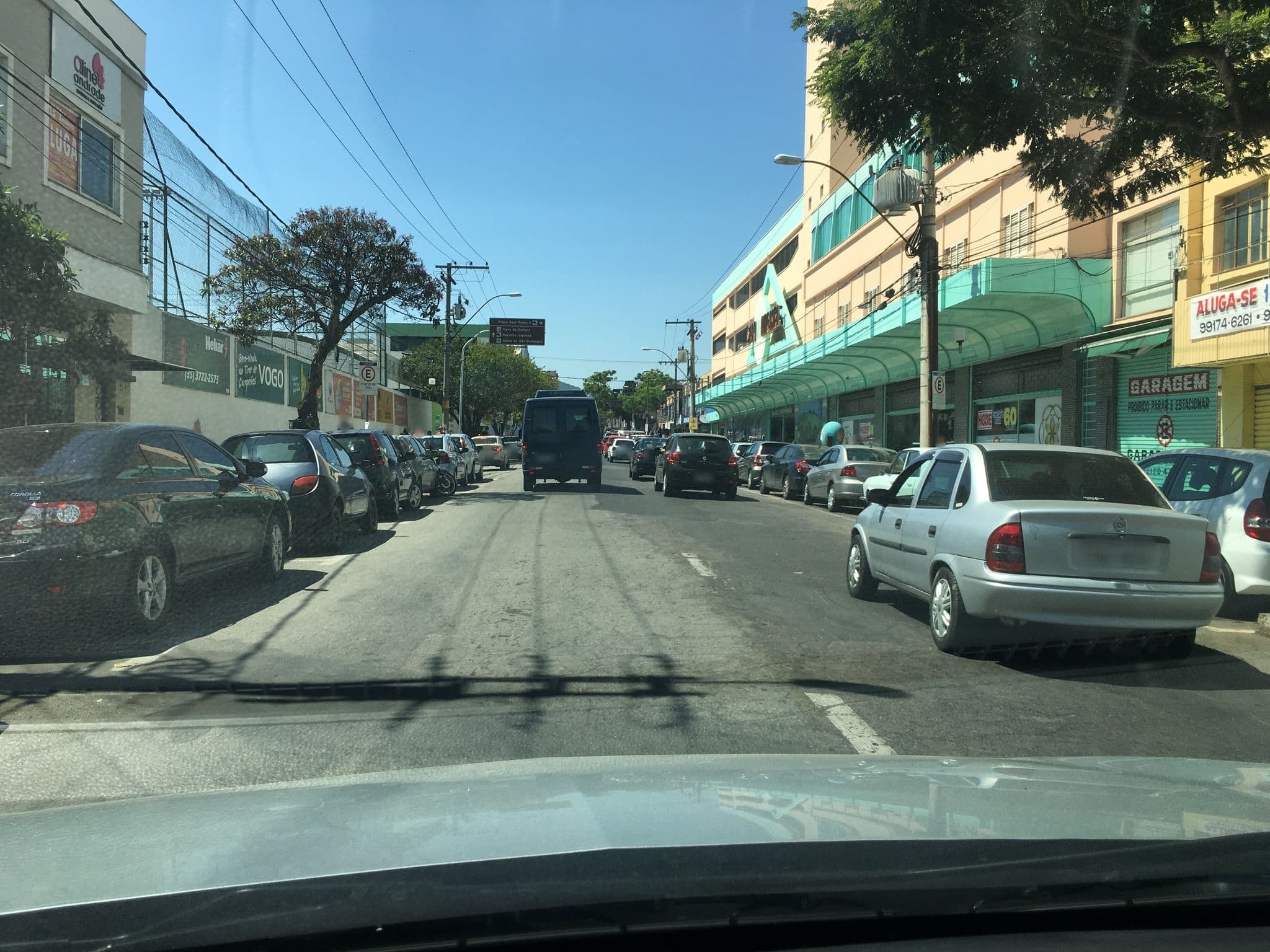 Street view near Hotel Santhiago, Poços de Caldas — © ericdanieldavid (CC BY-SA · Mapillary)