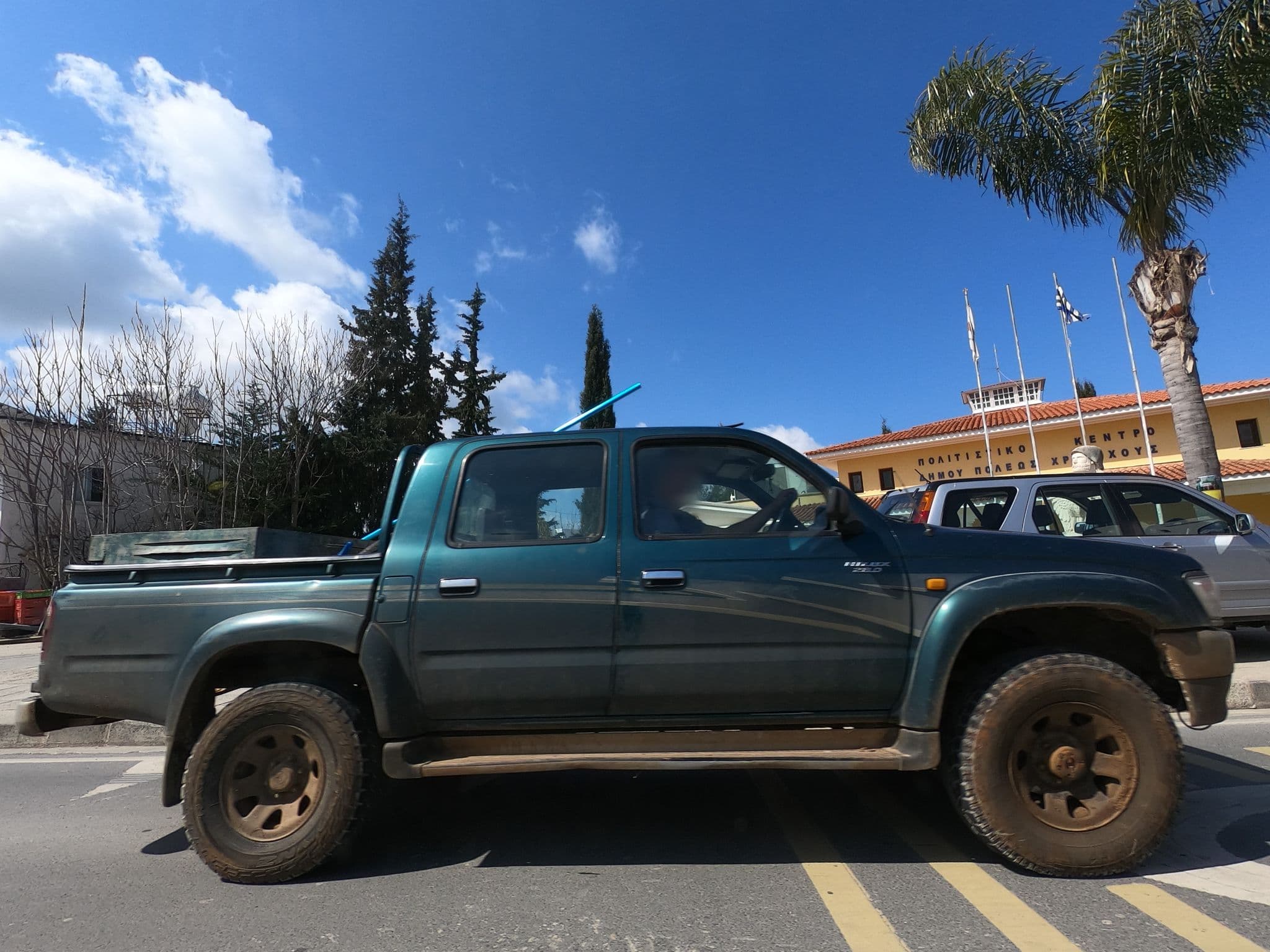 Street view near Mariela, Pólis — © hast (CC BY-SA · Mapillary)