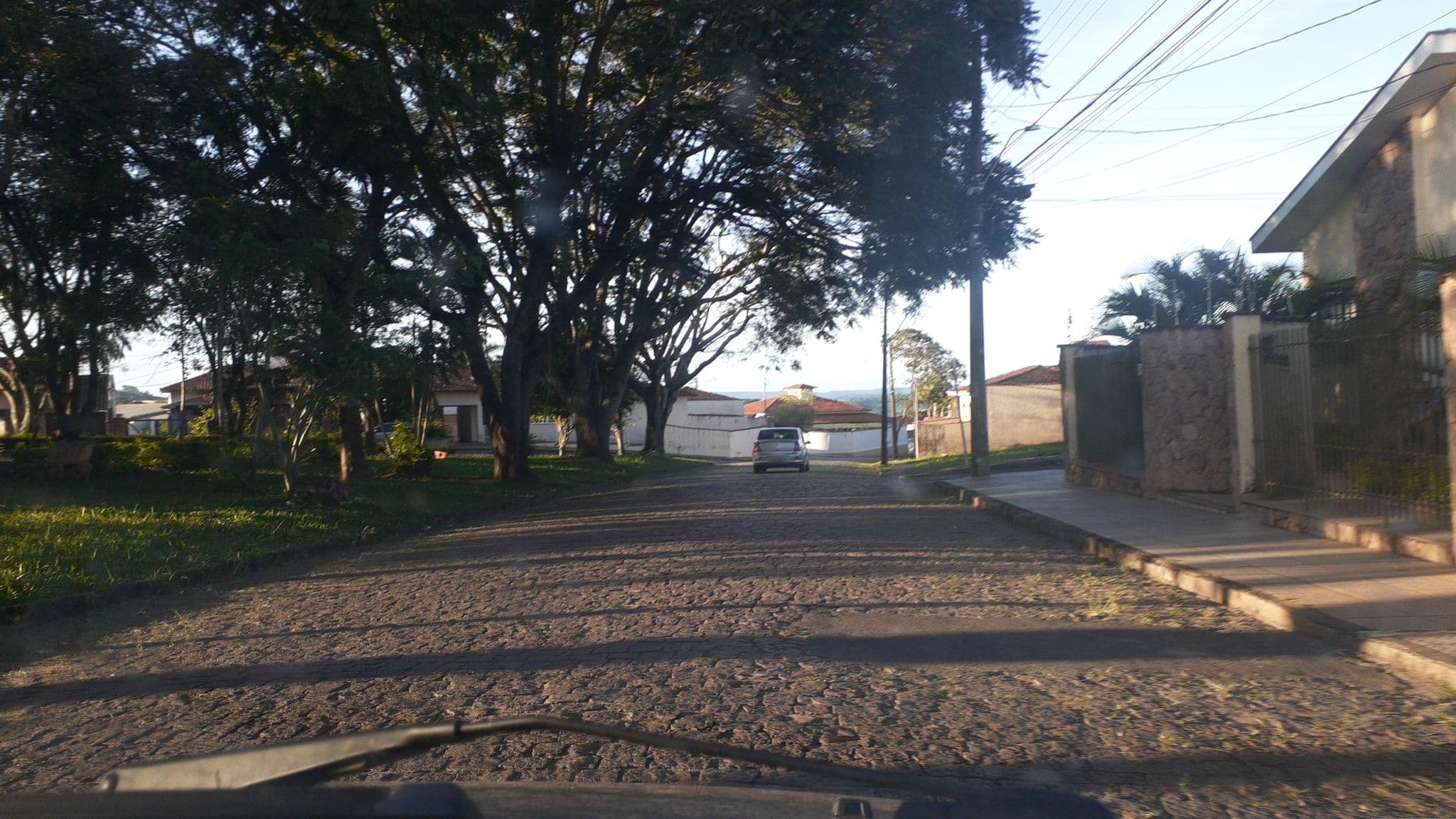 Street view near Republica TOP MINAS - Casa TOP FIVE, Muzambinho — © Viniciaao (CC BY-SA · Mapillary)