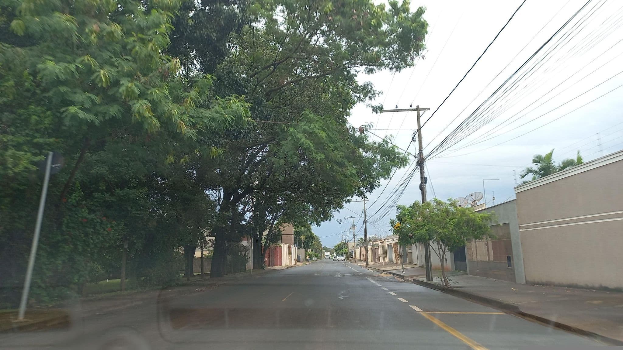 Street view near Solar das Paineiras, Uberaba — © EngMurilloCarvalho (CC BY-SA · Mapillary)