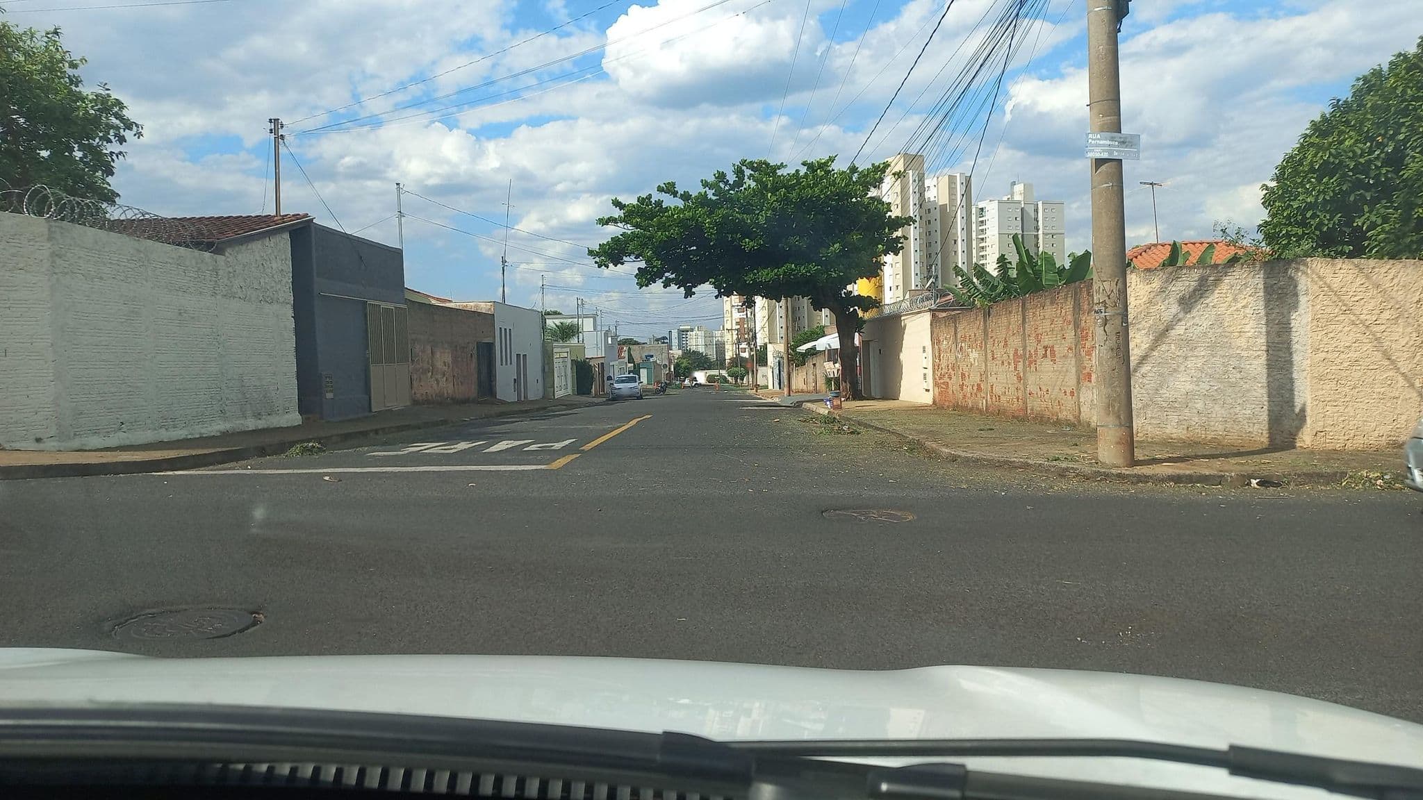 Street view near Pousada Rural Estacao Verde, Uberaba — © EngMurilloCarvalho (CC BY-SA · Mapillary)