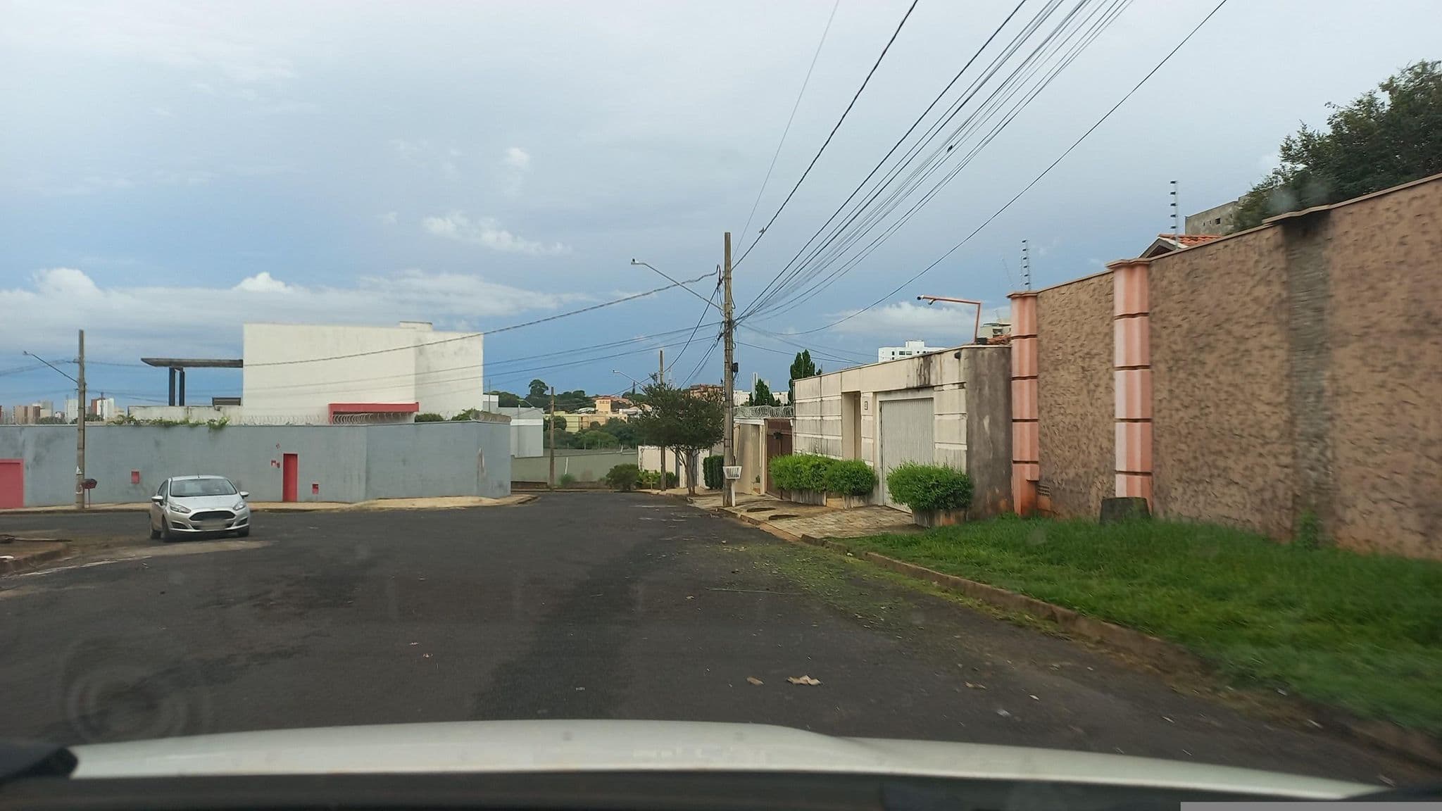 Street view near Pensão da Duda Sá, Uberaba — © EngMurilloCarvalho (CC BY-SA · Mapillary)