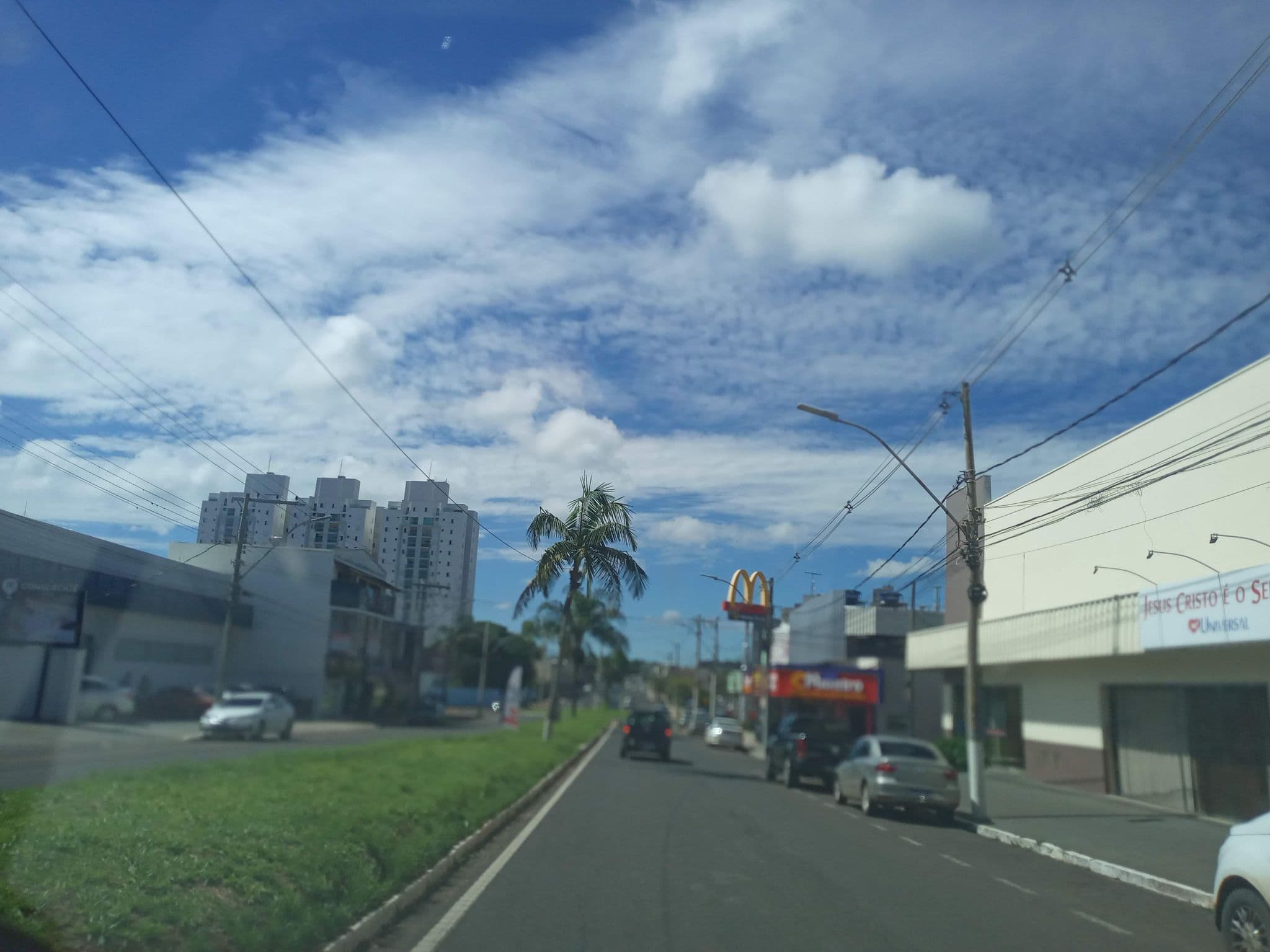 Street view near Hotel da Torre, Araxá — © marcos_medeiros (CC BY-SA · Mapillary)