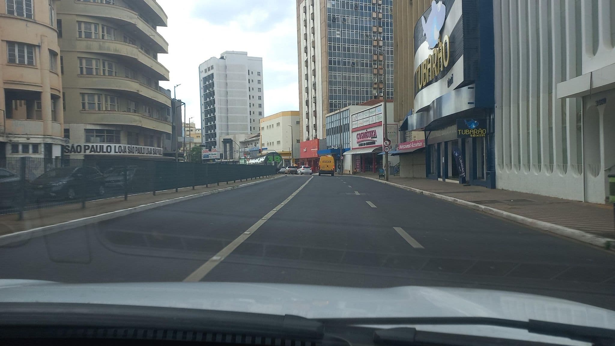 Street view near Grande Hotel de Uberaba, Uberaba — © EngMurilloCarvalho (CC BY-SA · Mapillary)
